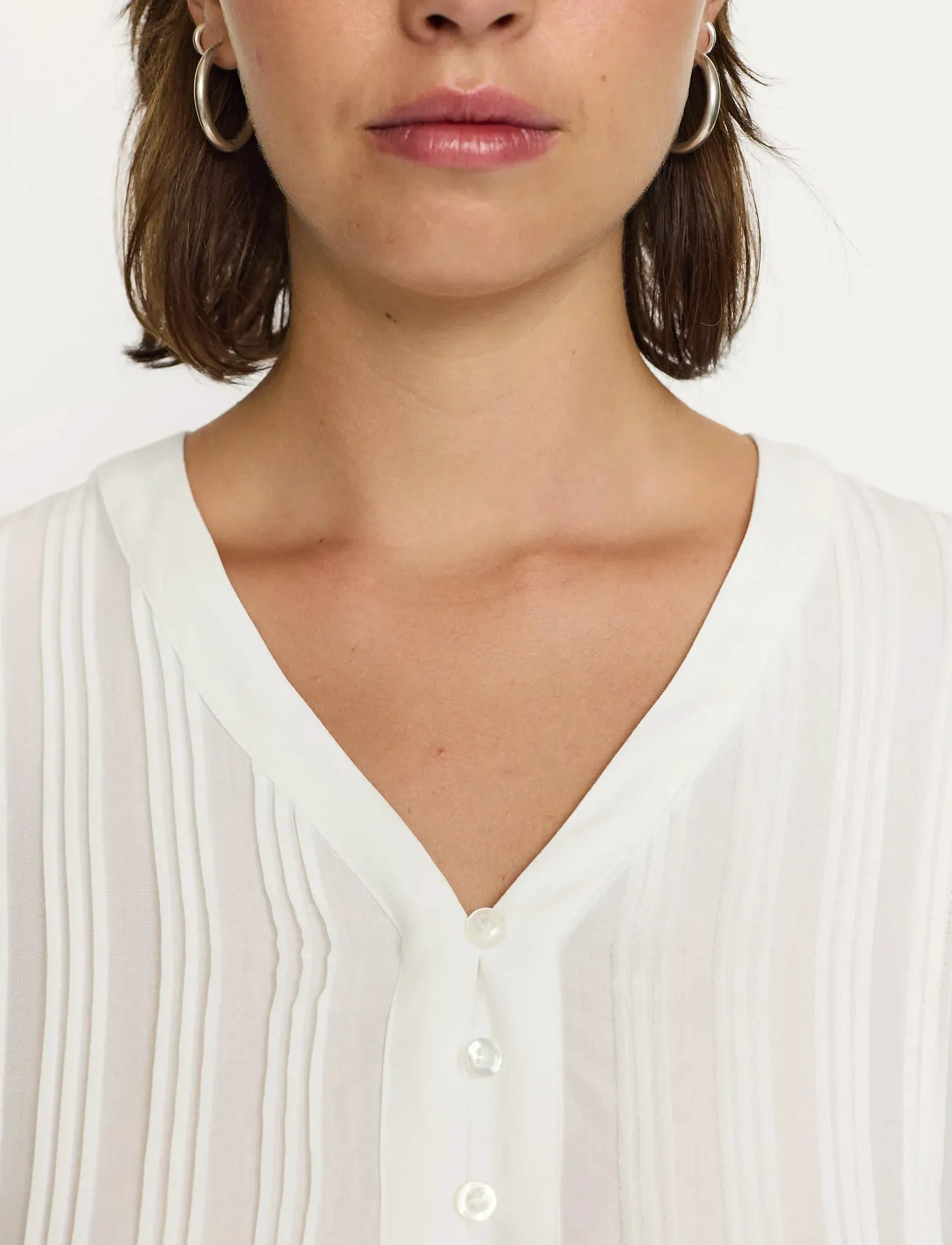 Soft Rebels - SRFreedom V-neck Blouse - long sleeved blouses - snow white - 4