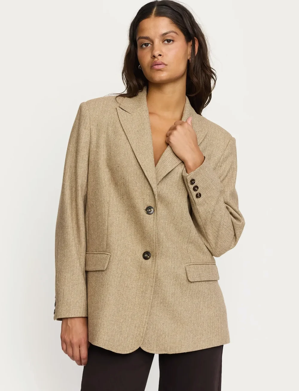 Soft Rebels - SRGreta Loose Blazer - enkelknäppta kavajer - toasted coconut - 3
