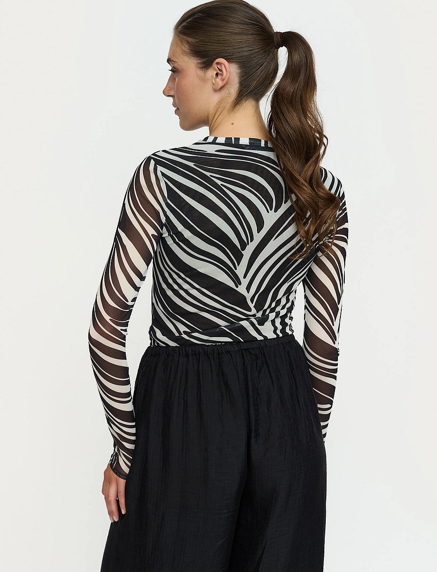 Soft Rebels - SRMaryam LS Top - langärmlige tops - zebra print - 3