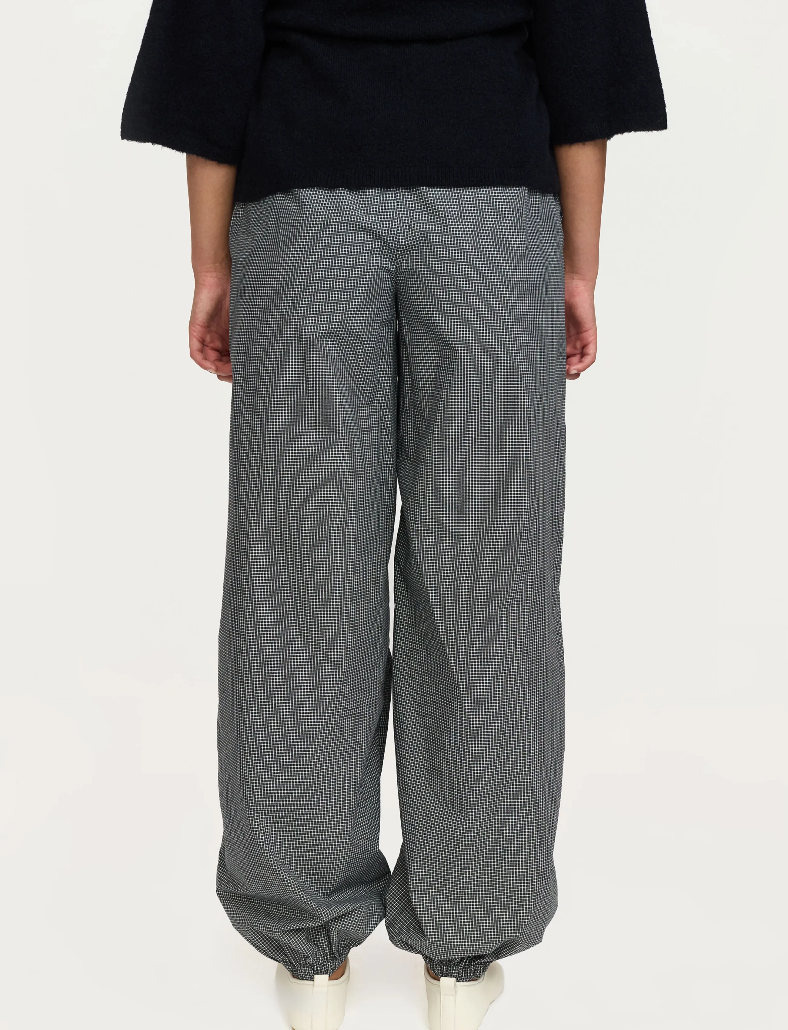 Soft Rebels - SRLogan Pant - barrel-bukser - black - 3