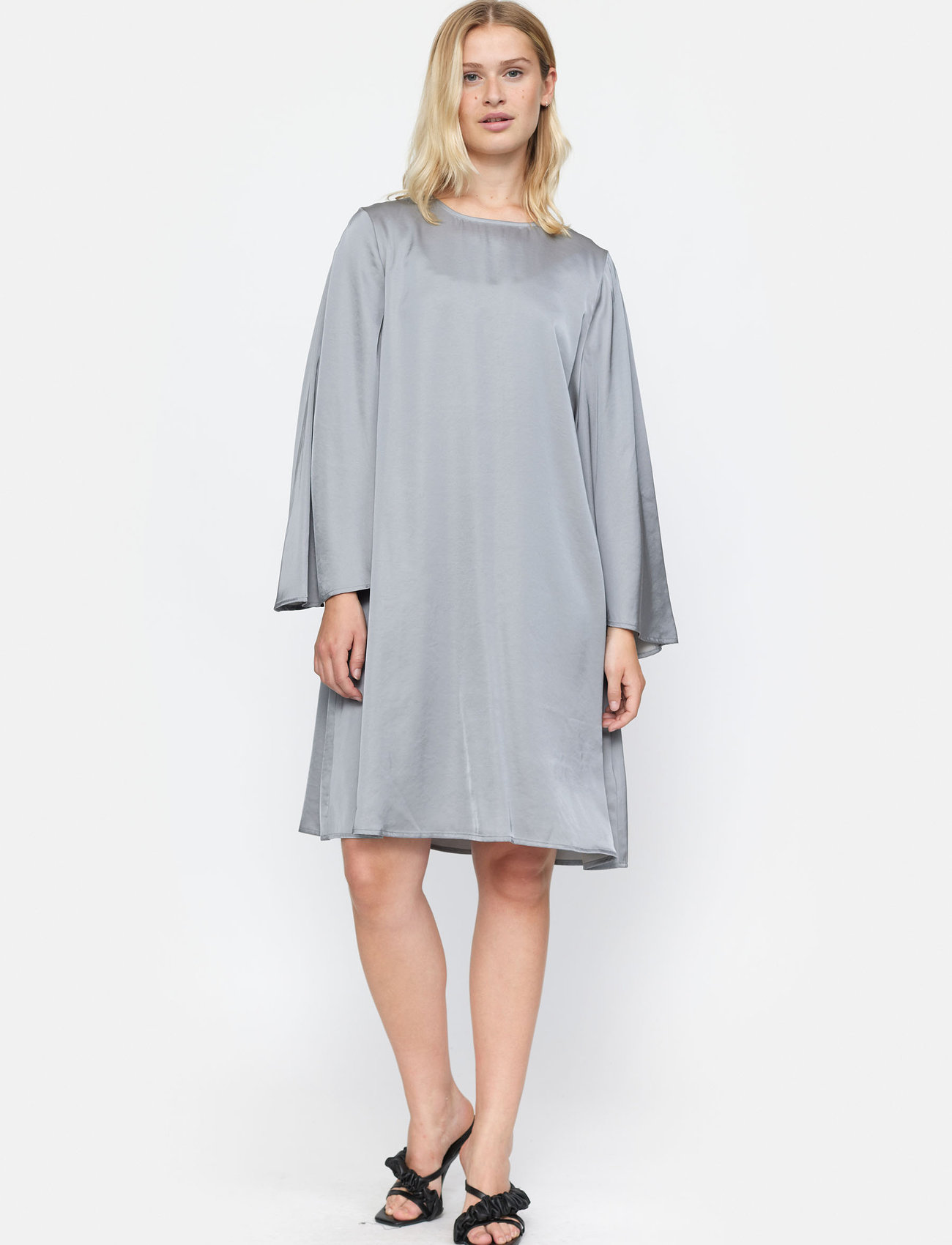 Soft Rebels - SRAbia Dress - party wear at outlet prices - sharkskin - 1