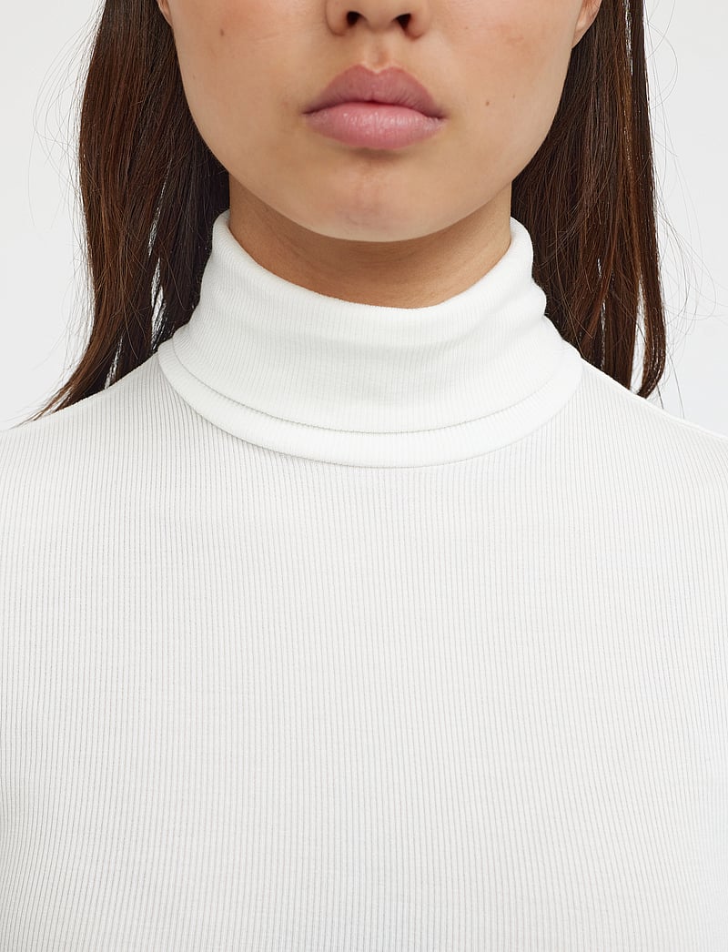 Soft Rebels - SRFenja Rollneck Top - pikkade varrukatega alussärgid - snow white - 4