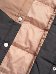 Soft Rebels - SRMadison Vest - puffer vests - black - 4