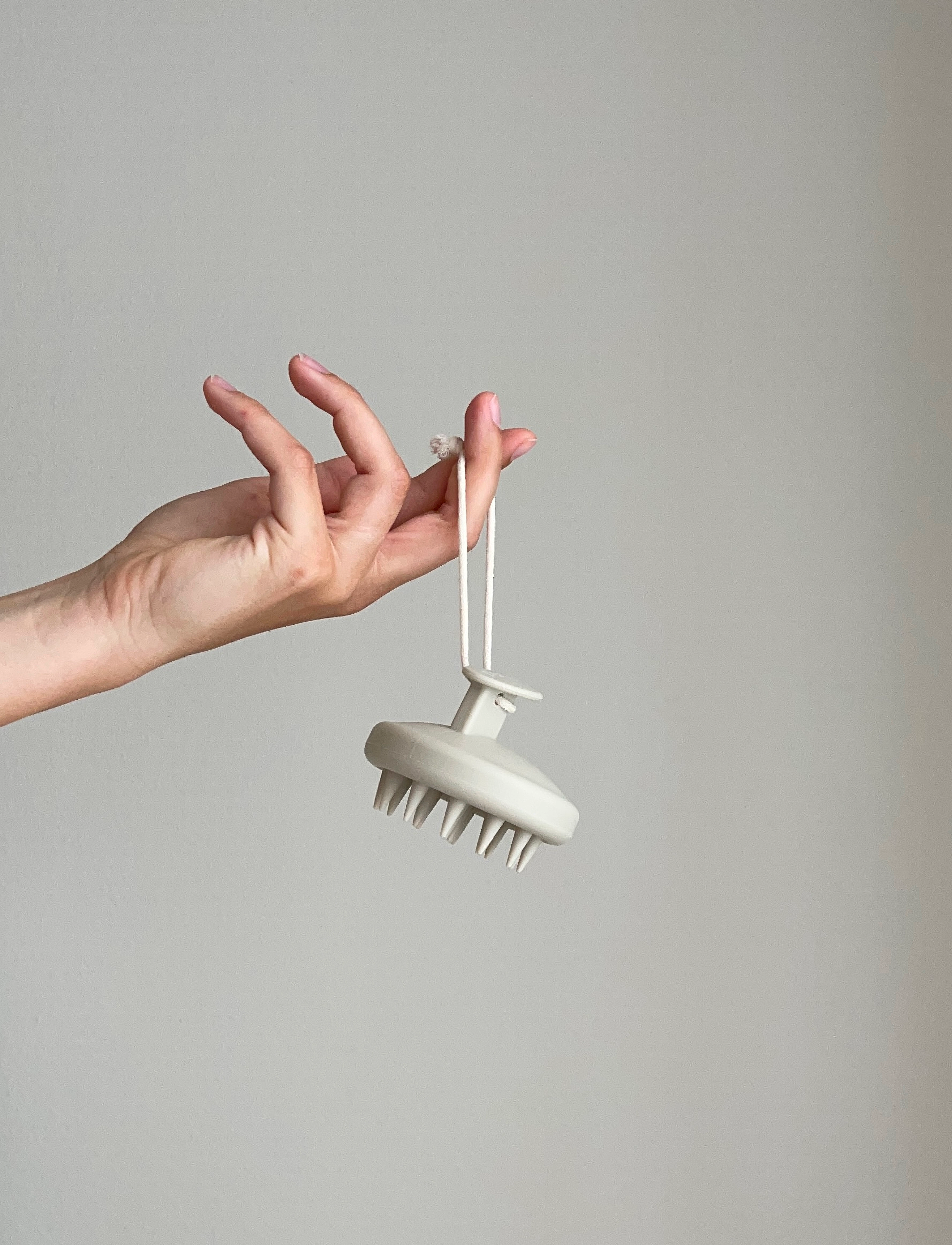 SoKind Pure Flow Scalp Brush, 1 stk, Nude, Hår > Hårbørster Og Kamme, Dame