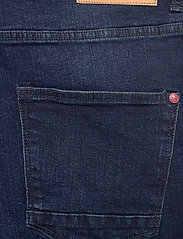 Solid - SDRYDERBLUE 202 - regular jeans - dark blue denim - 4