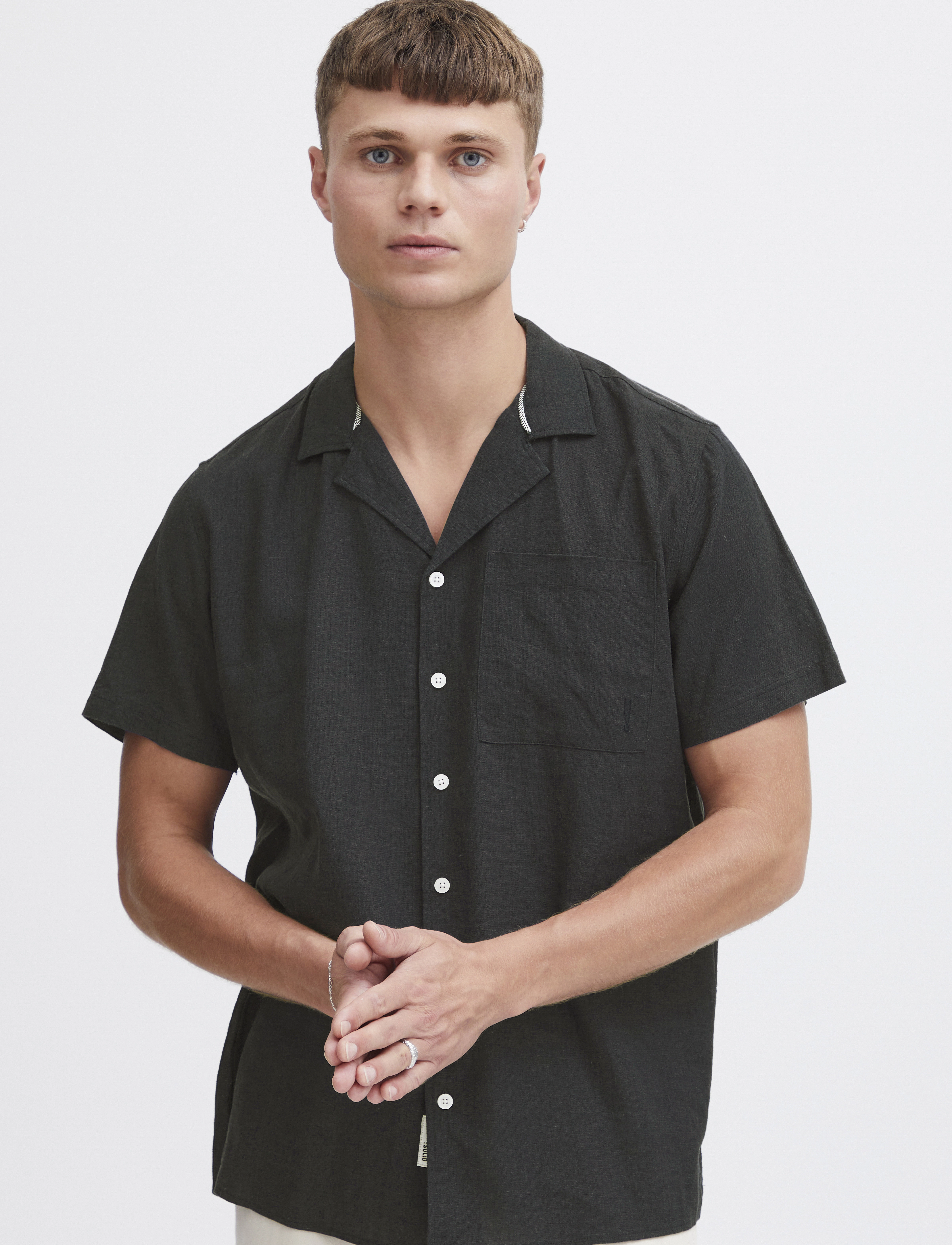 Solid - SDALLAN CUBA - leinenhemden - true black - 3
