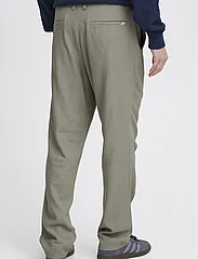 Solid - SDAllan Liam - linen trousers - vetiver - 4