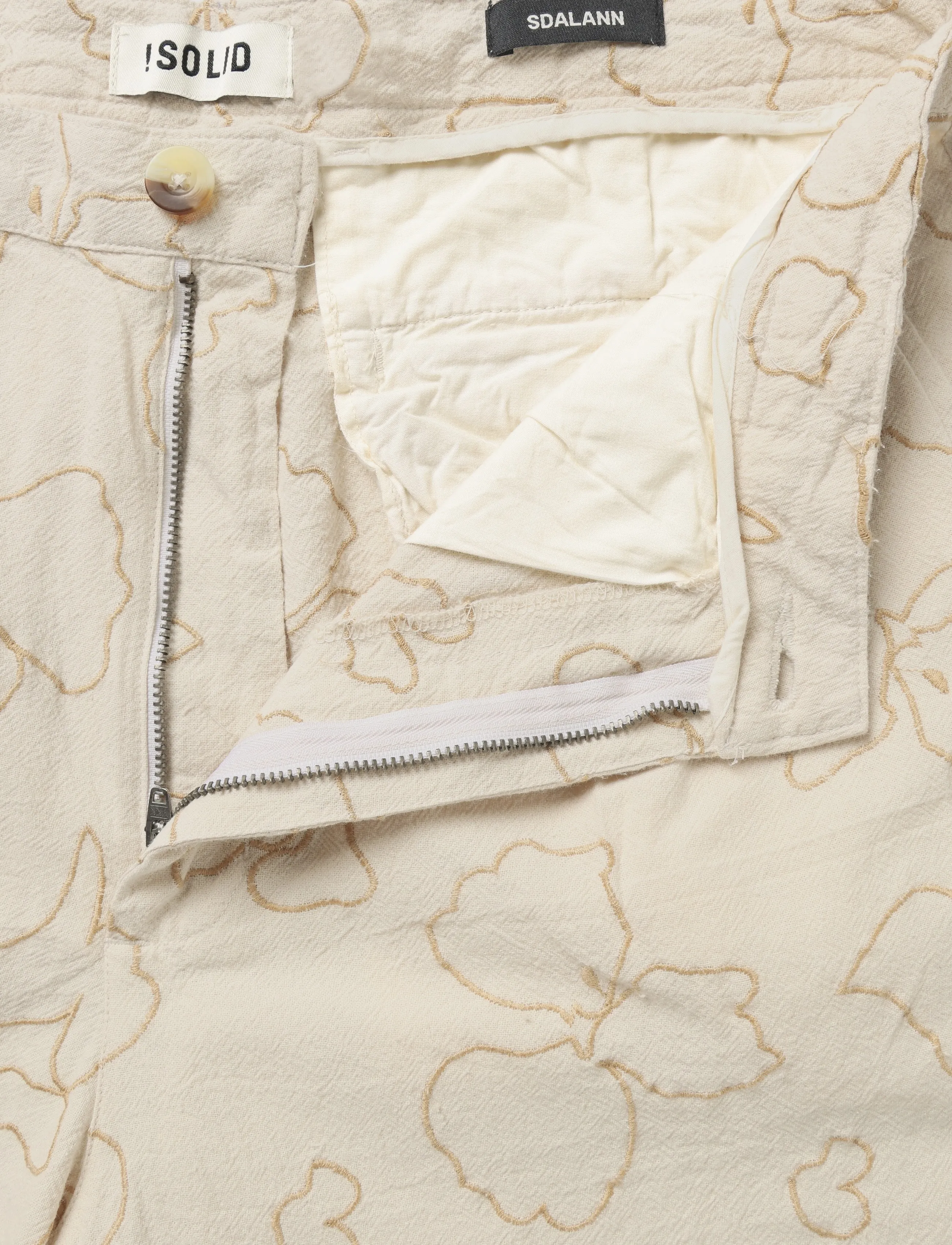 Solid - SDALANN PLEAT EMB SHO - casual shorts - oatmeal - 3