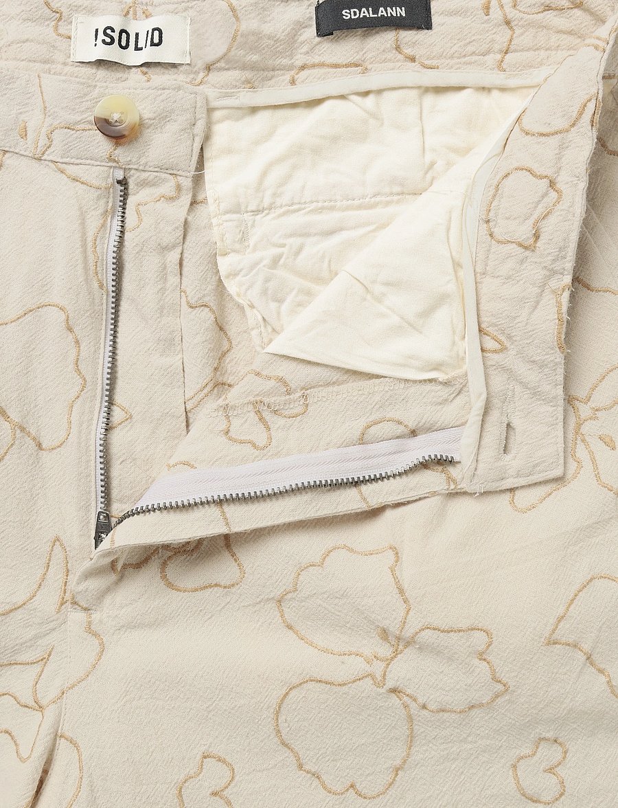 Solid - SDALANN PLEAT EMB SHO - casual shorts - oatmeal - 3