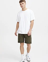 Solid - 7193106, Shorts - Rockcliffe - lowest prices - dusty olive - 3