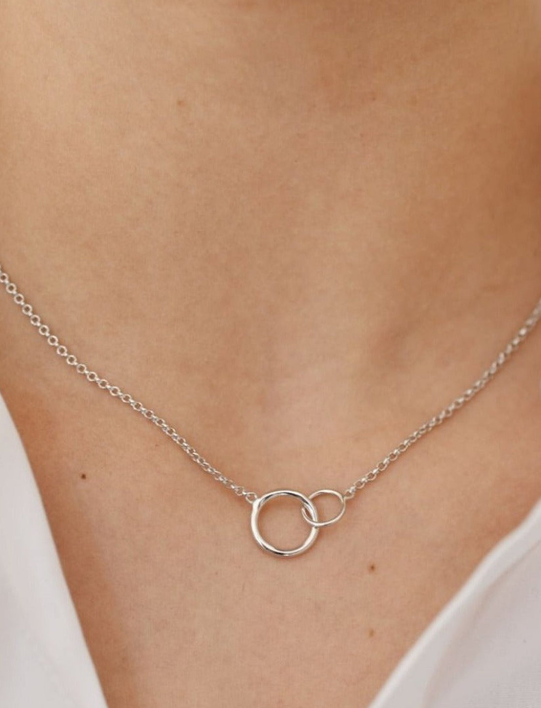 SOPHIE by SOPHIE Mini Circle Necklace Pendant necklaces