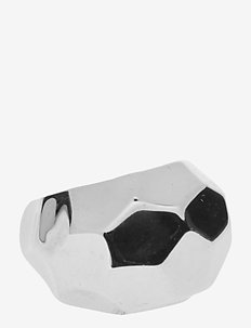 Hammered ring, SOPHIE by SOPHIE