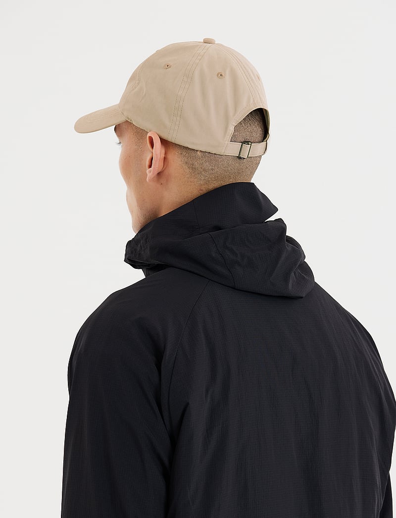 SOS - Nordals Low Profile Cap - kappen - rainy day - 5