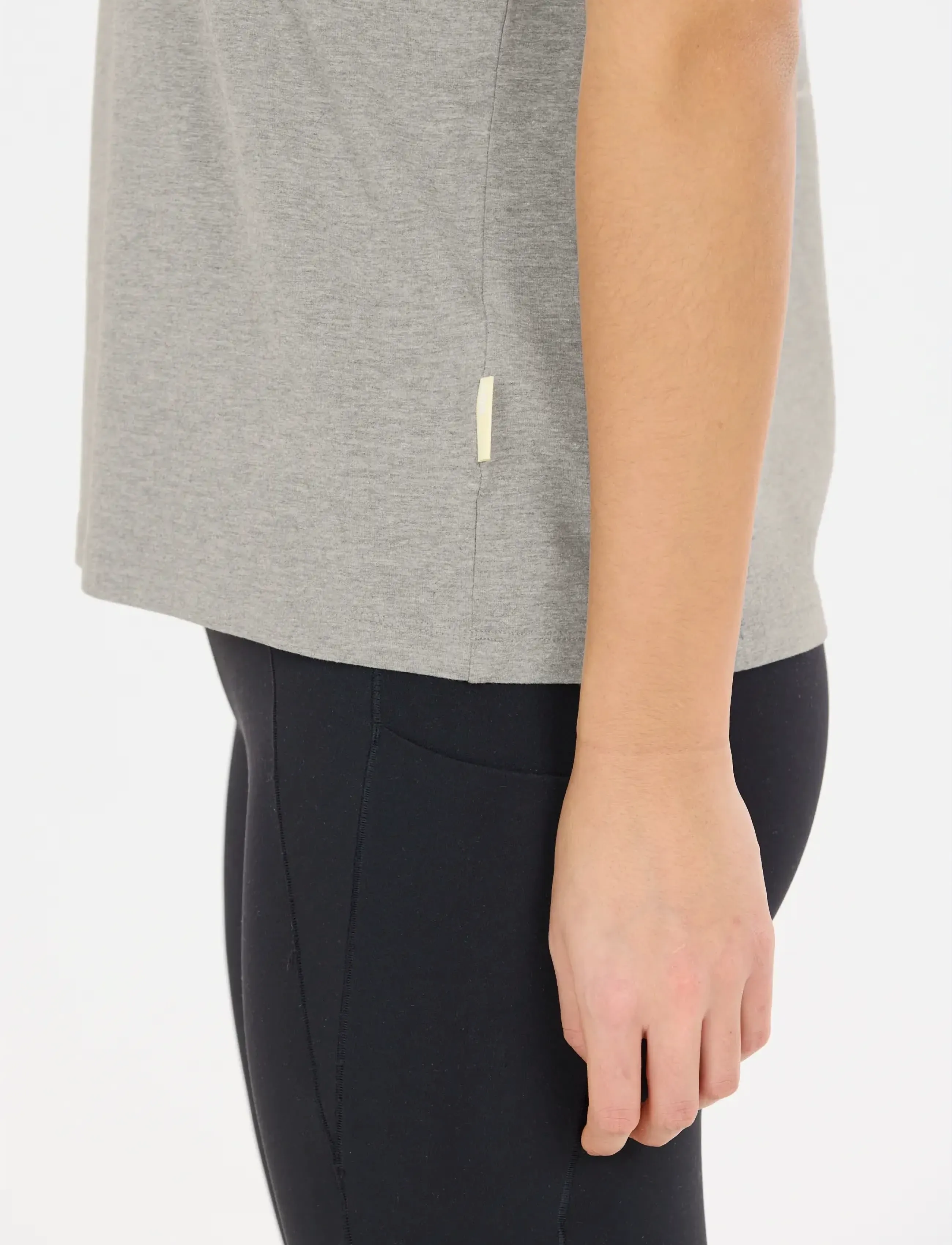 SOS Sera W Ss T-Shirt dam – bild 4