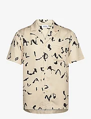 Soulland - Orson shirt - kortærmede t-shirts - off white aop - 0
