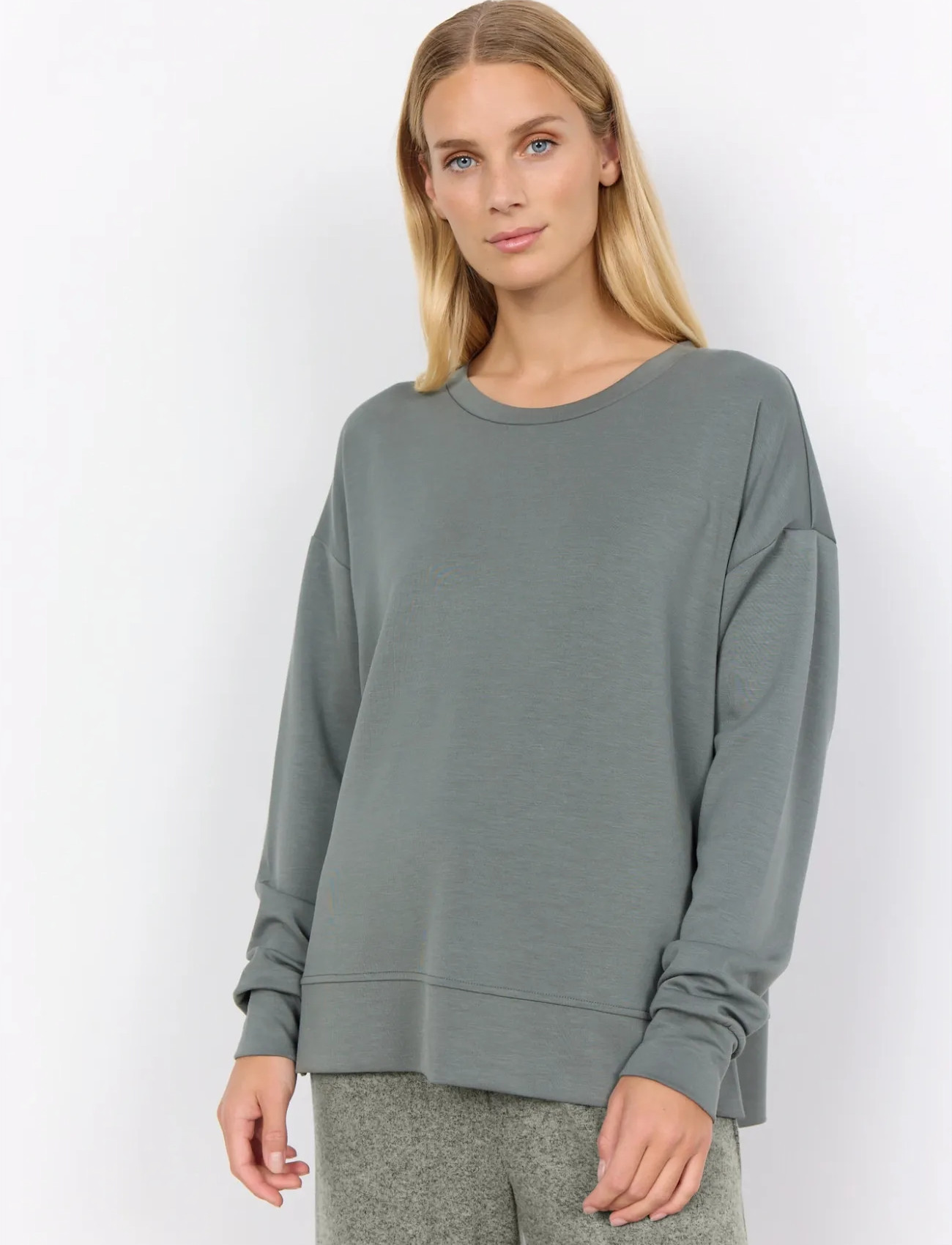 Khaki green