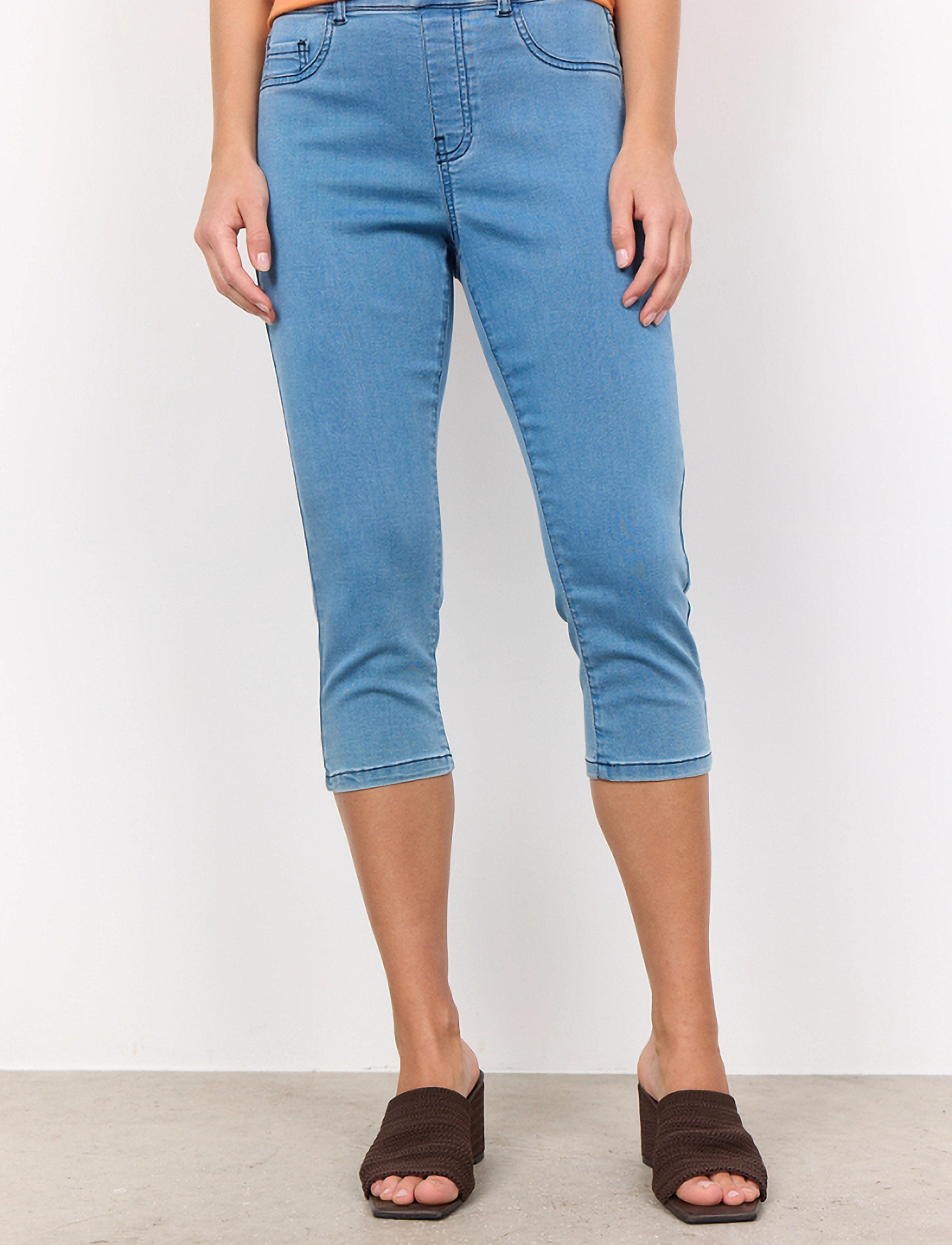 Soyaconcept - SC-NADIRA - capri byxor - light blue denim - 3