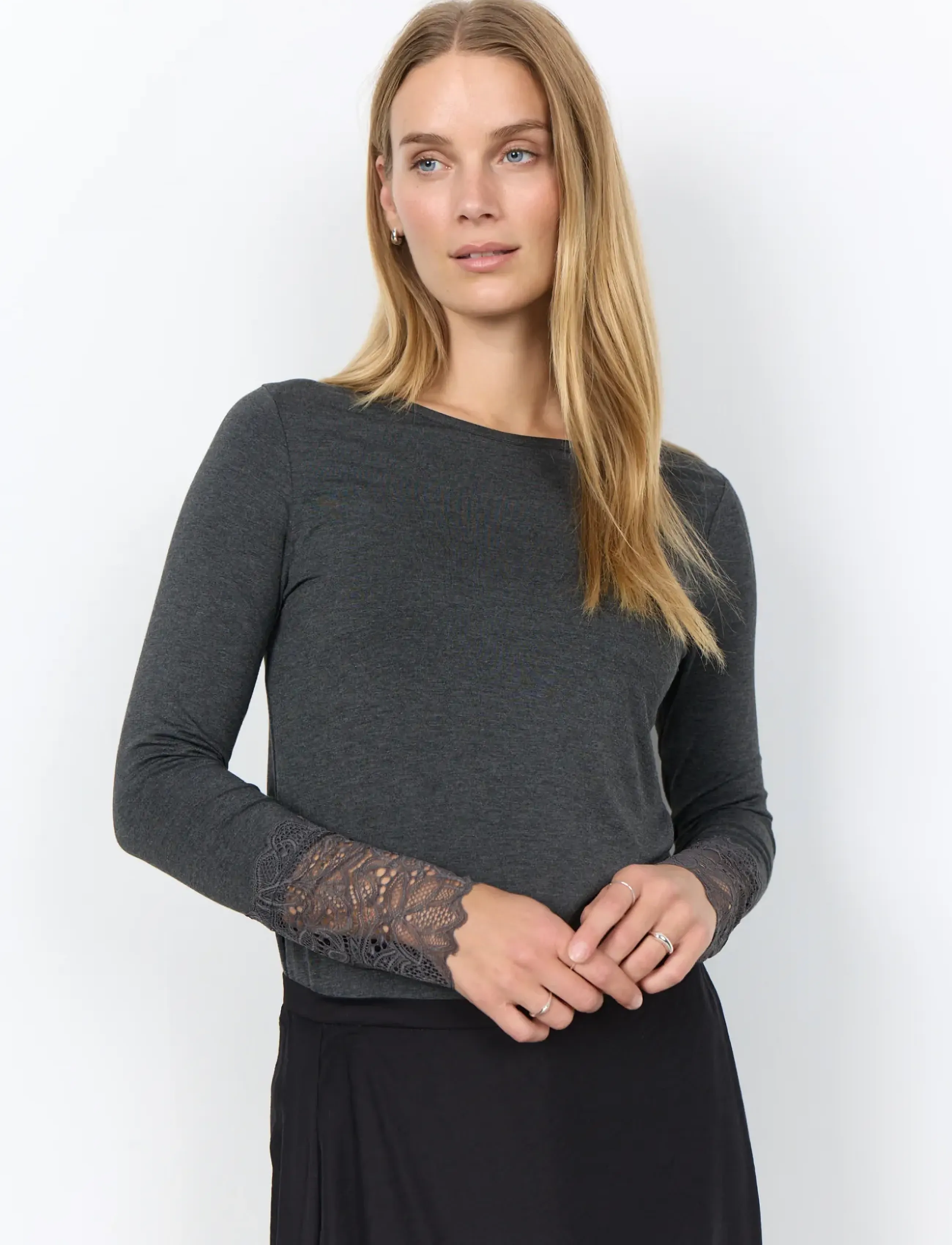 Soyaconcept SC-MARICA - T-särgid ja topid - 99870 DARK EARTH MELANGE / grey