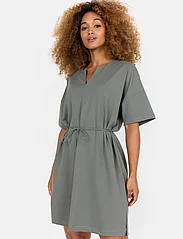 Soyaconcept - SC-SIHAM - tshirt jurken - misty - 2