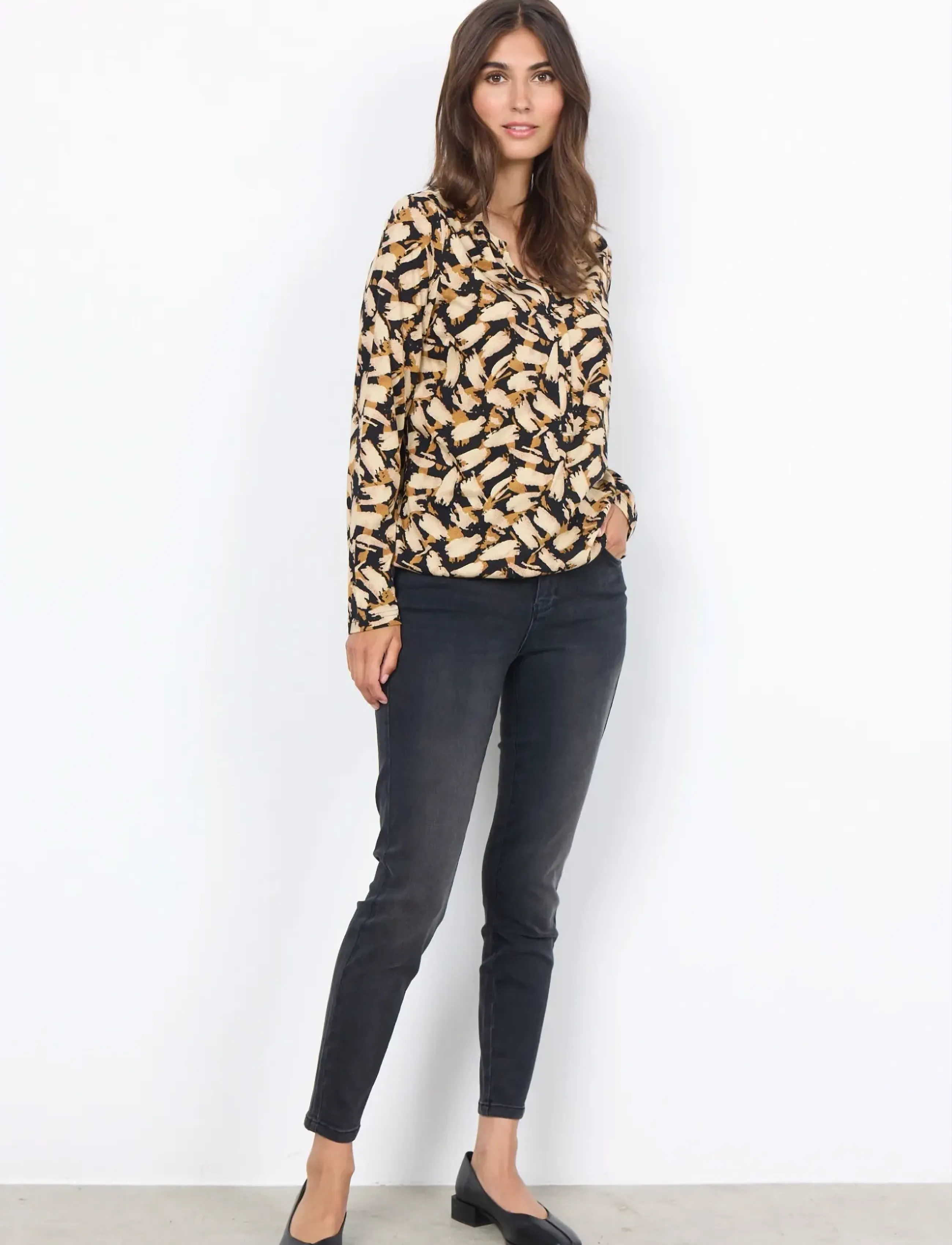Soyaconcept - SC-FELICITY AOP - long-sleeved blouses - golden yellow combi - 4