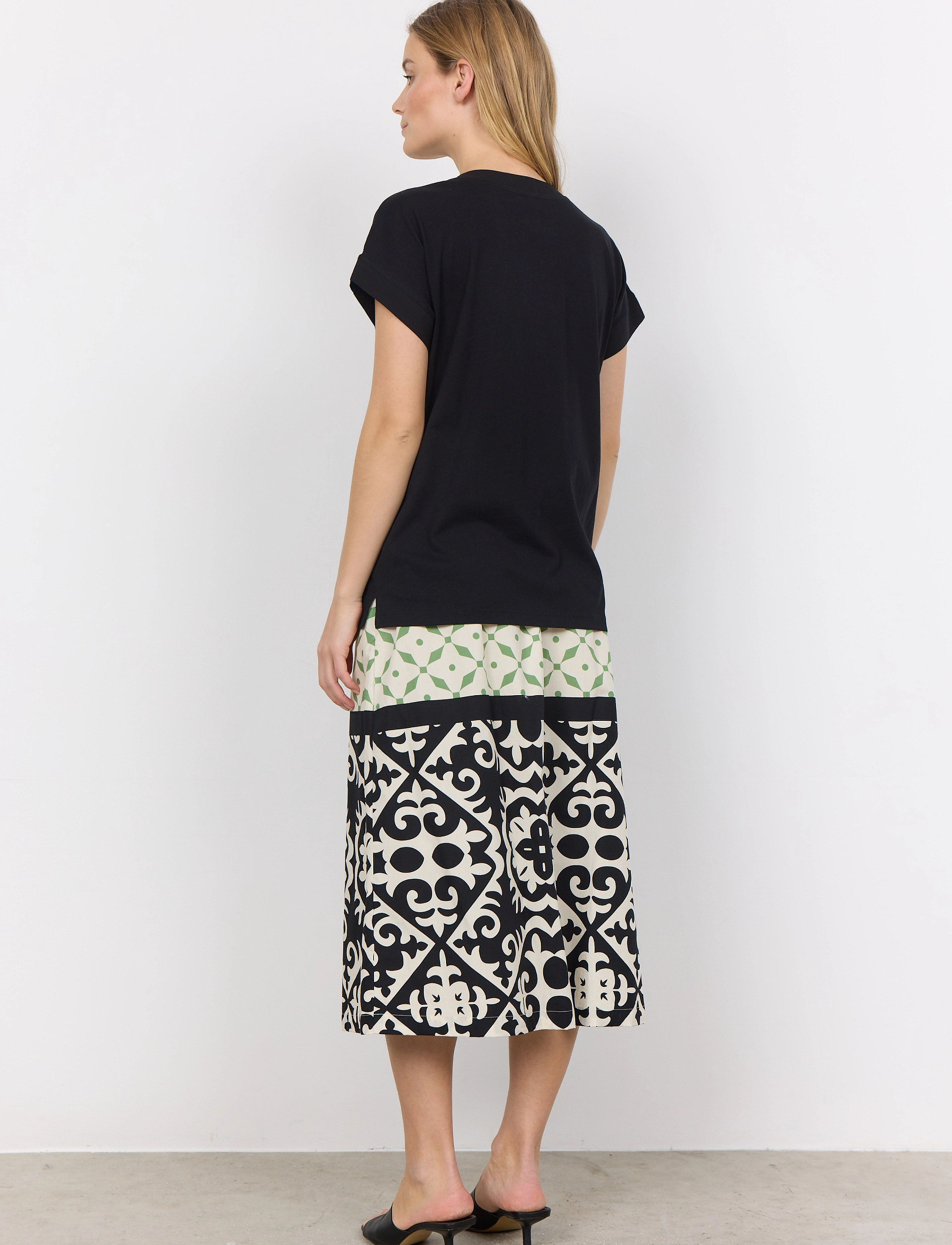 Soyaconcept - SC-DERBY - kurzämlige blusen - black - 3