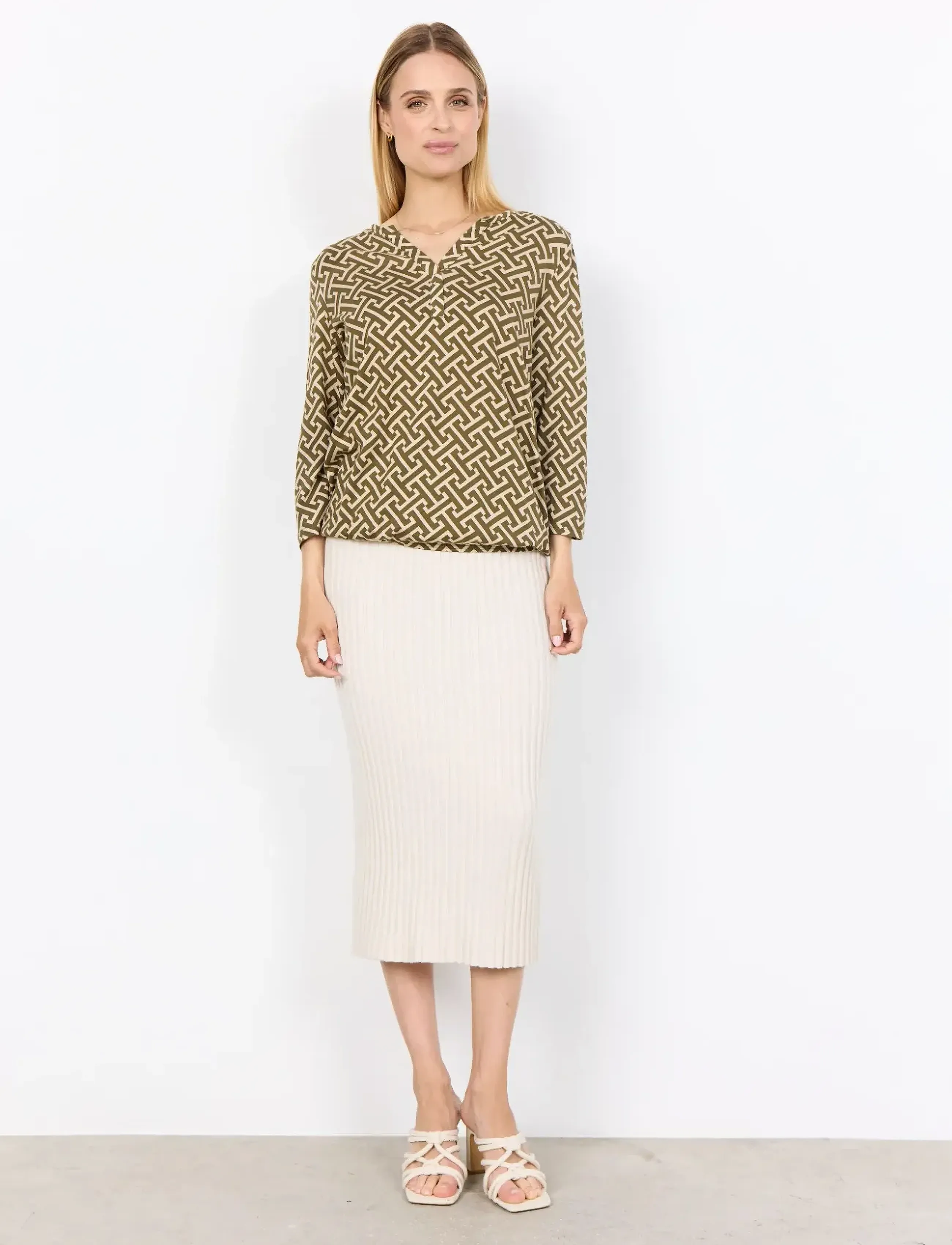 Soyaconcept - SC-FELICITY AOP - 7965c dark olive combi - 4