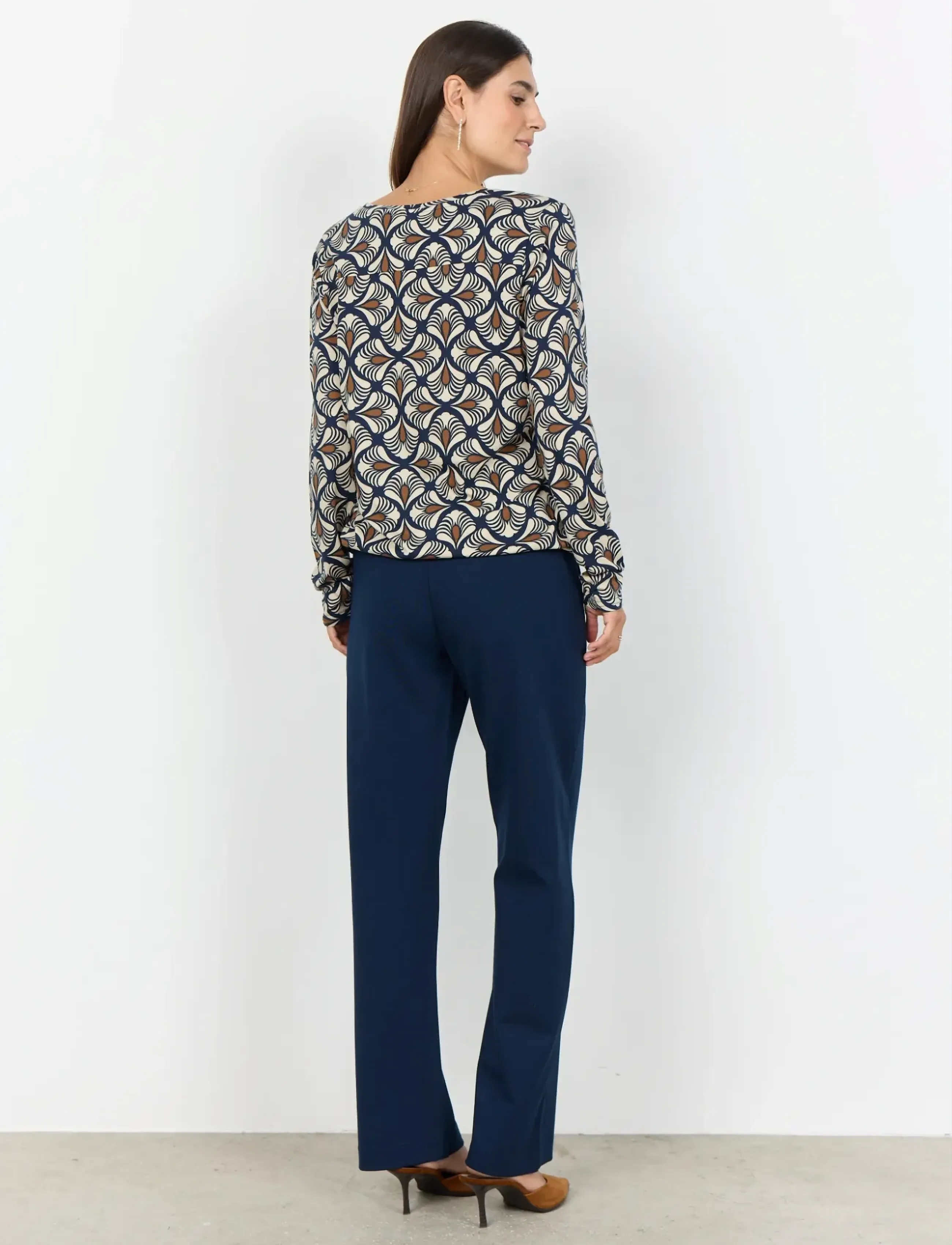 Soyaconcept - SC-FELICITY AOP - long sleeved blouses - 6905c navy blazer combi - 3