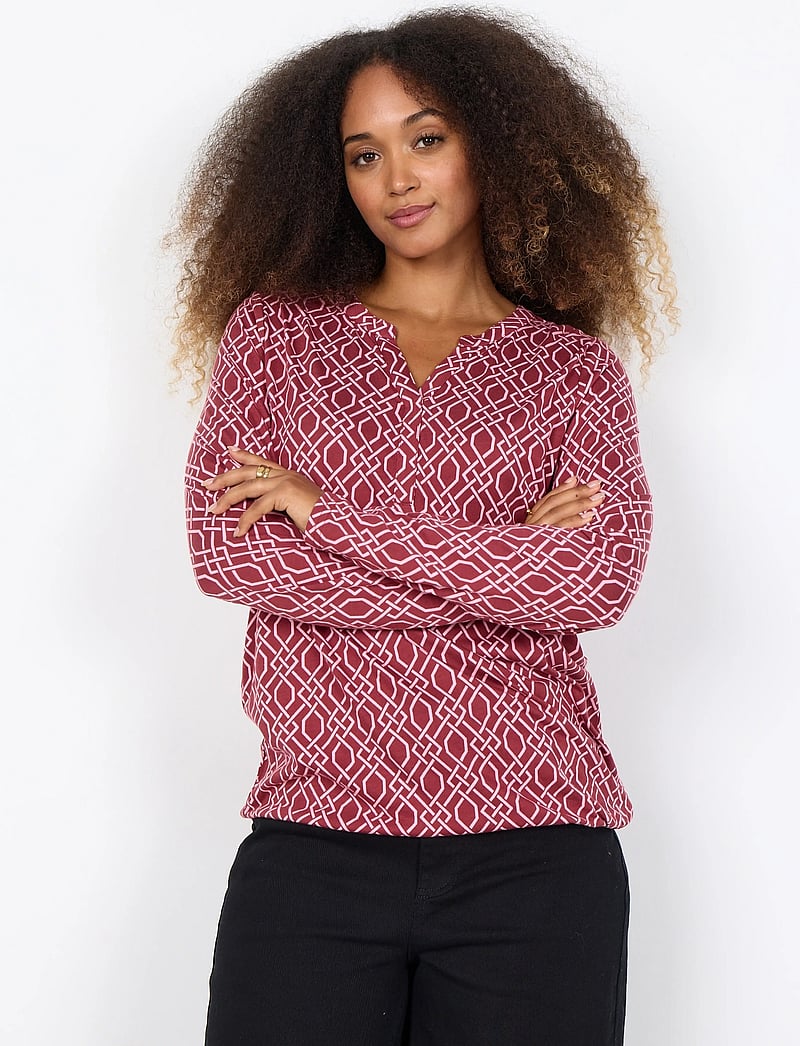 Soyaconcept - SC-FELICITY AOP - langärmlige blusen - 4470c dk. red combi - 0