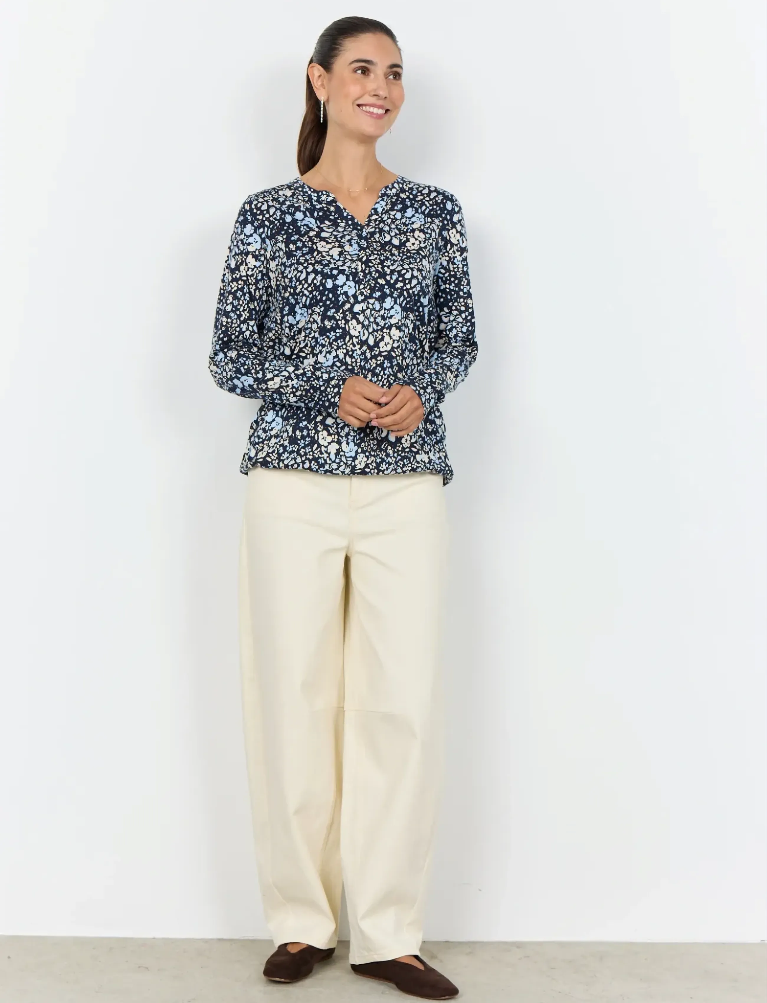 Soyaconcept - SC-FELICITY AOP - long-sleeved shirts - 6910 navy combi - 4