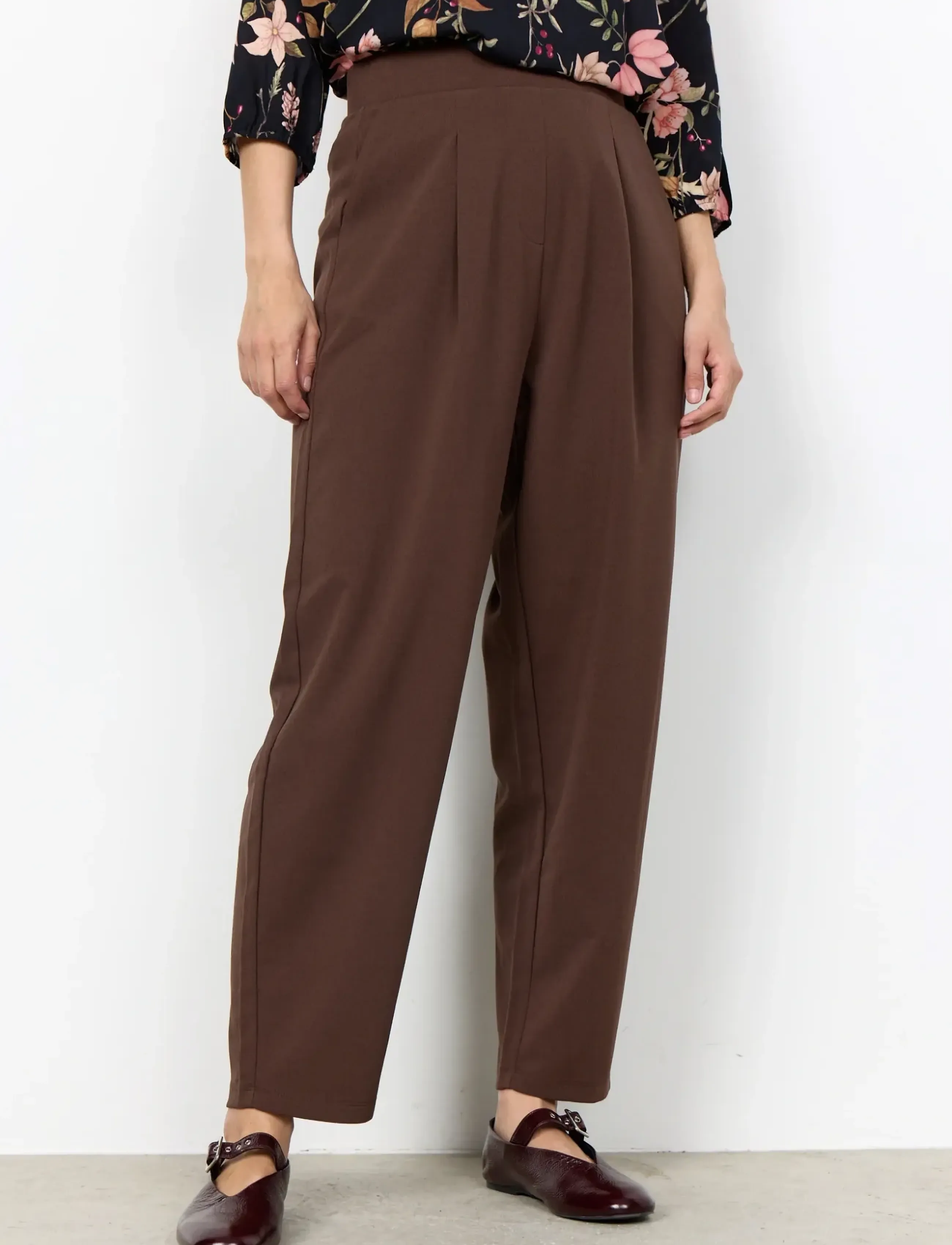 Soyaconcept - SC-SIHAM - barrel-bukser - 8694 hot fudge - 4