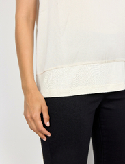 Soyaconcept - SC-THILDE - short-sleeved blouses - cream - 6