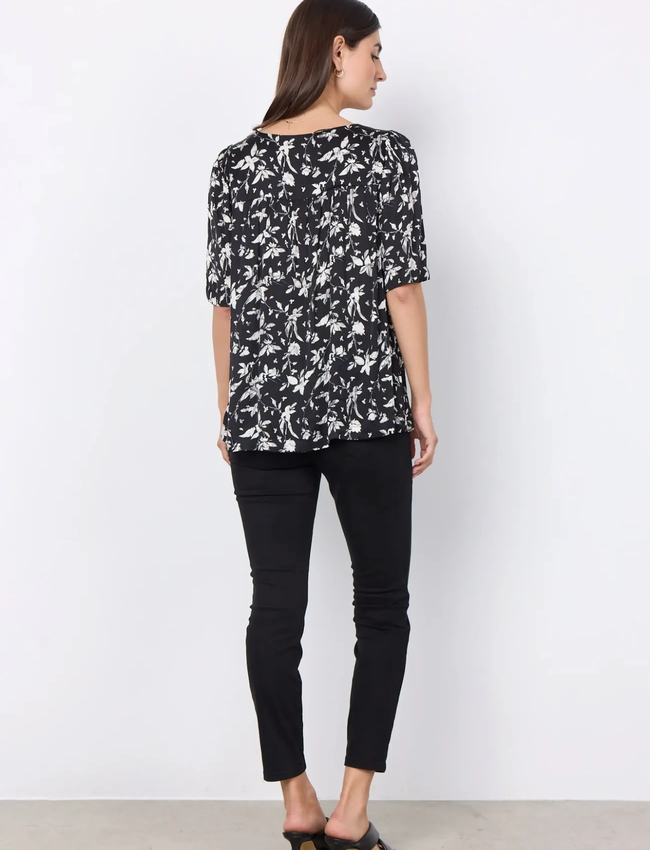Soyaconcept - SC-MOA - kortärmade blusar - black combi - 3