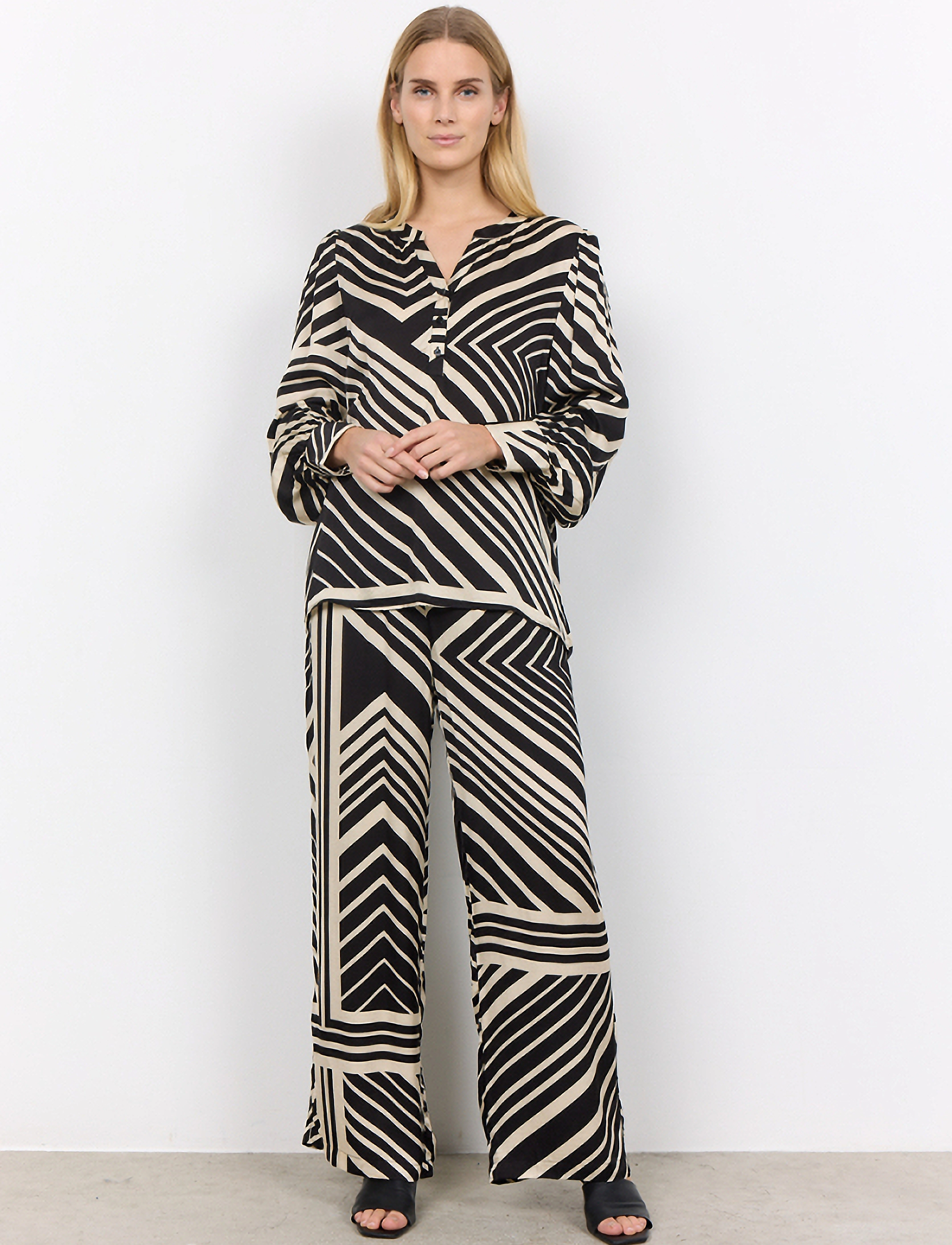 Soyaconcept - SC-FARO - blouses à manches longues - black combi - 3