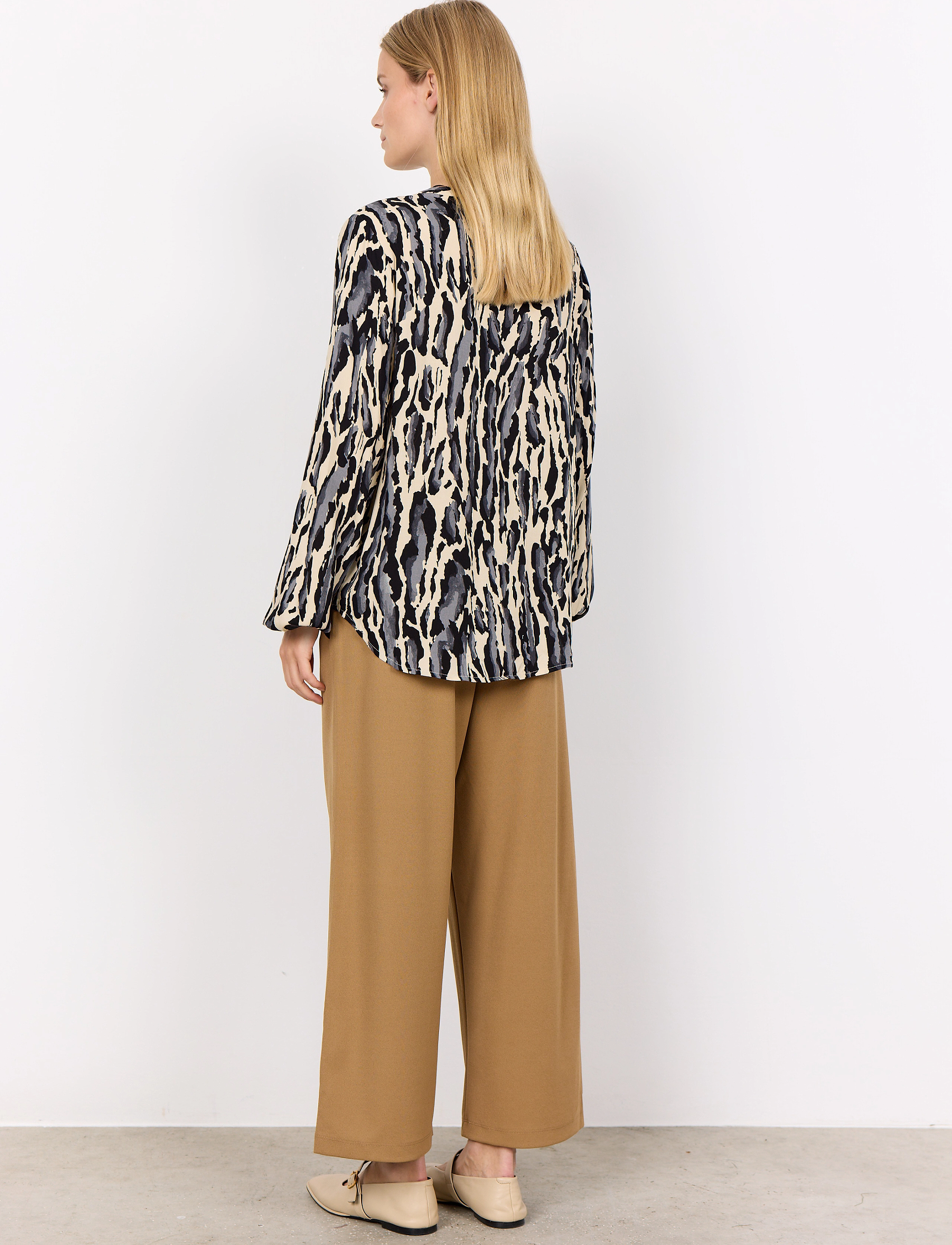 Soyaconcept - SC-IONA - langärmlige blusen - black combi - 4
