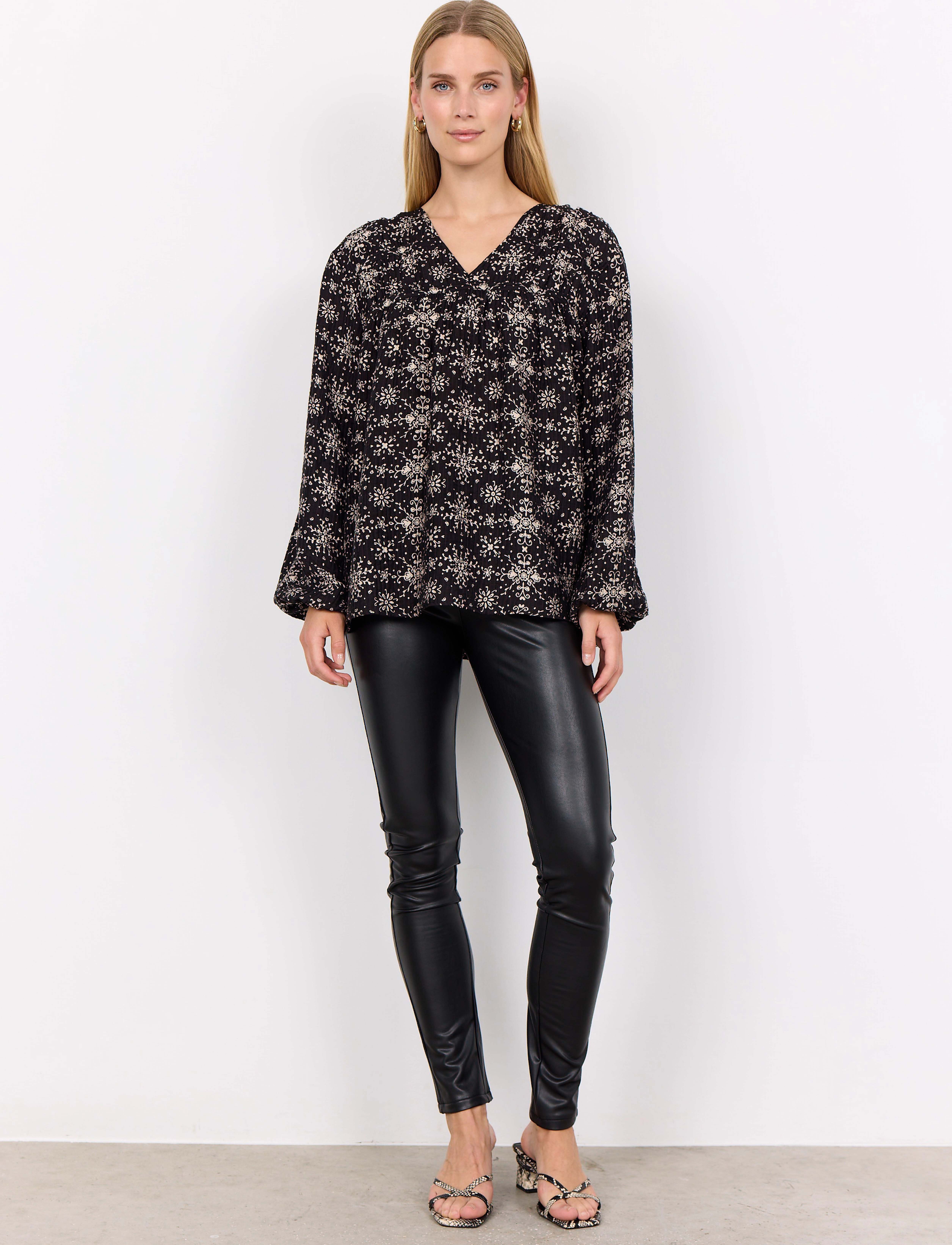 Soyaconcept - SC-IANE - long-sleeved blouses - black combi - 4