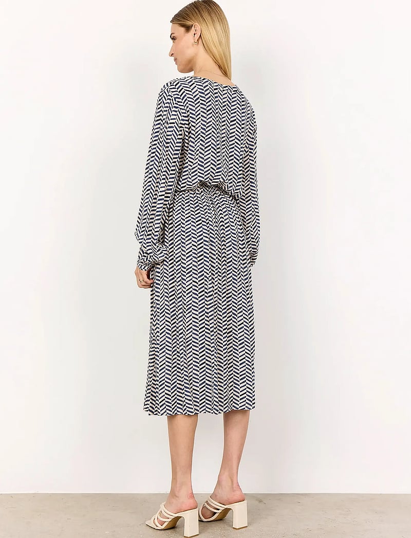 Soyaconcept - SC-SELIA - langärmlige blusen - 6910 navy combi - 3
