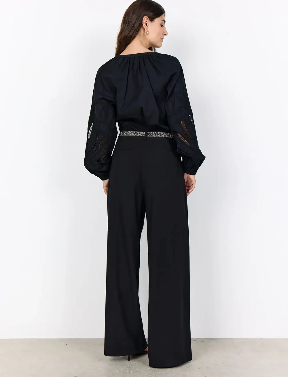 Soyaconcept - SC-VAHIDA - pikkade varrukatega pluusid - 9999 black - 3