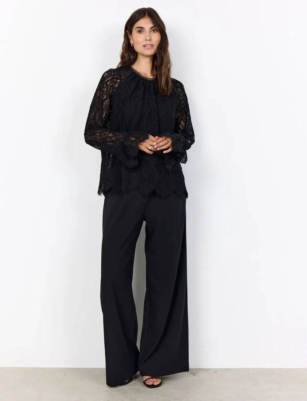 Soyaconcept - SC-VAHIDA - pikkade varrukatega pluusid - 9999 black - 4