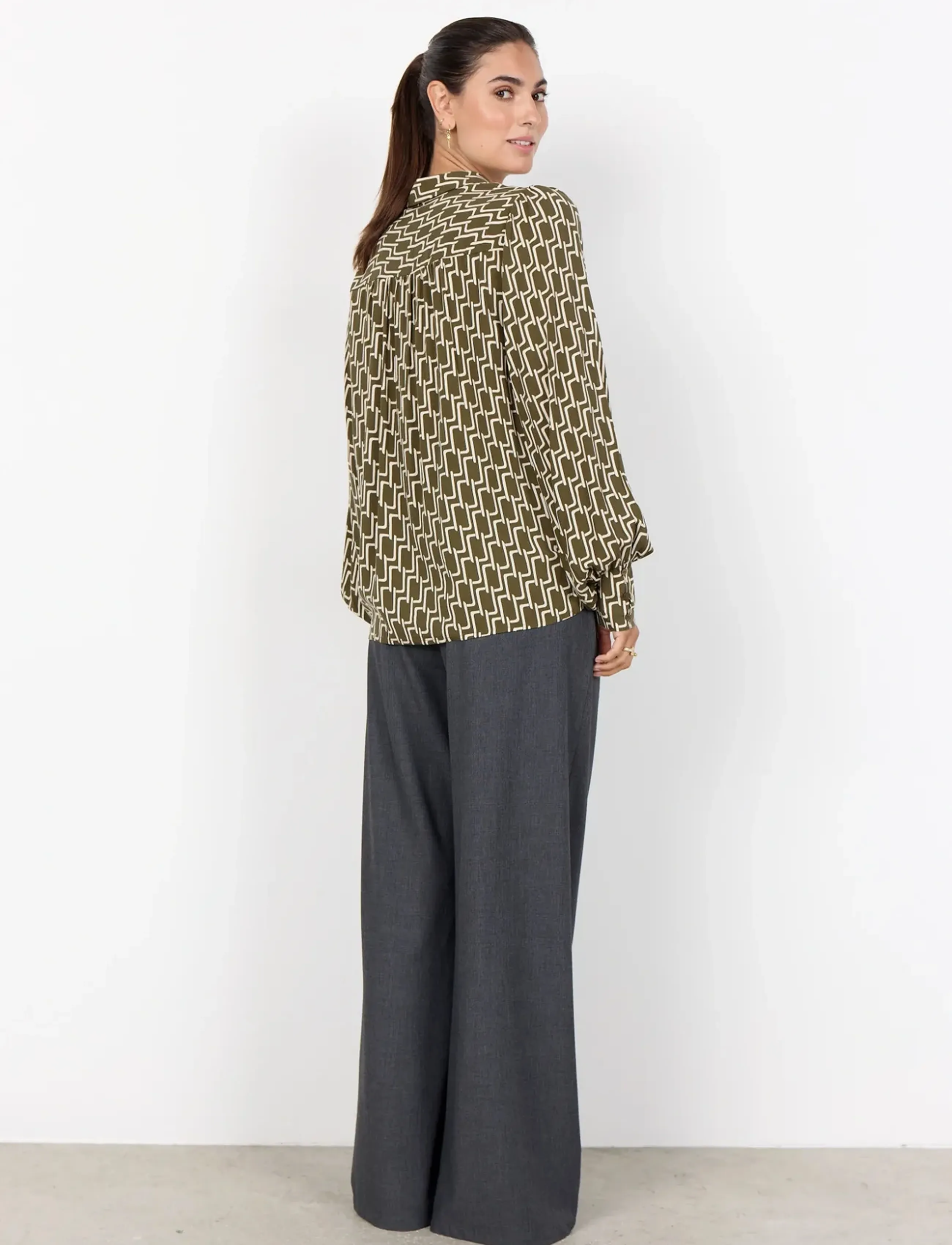 Soyaconcept - SC-VARLA - chemises à manches longues - 7965c dark olive combi - 3
