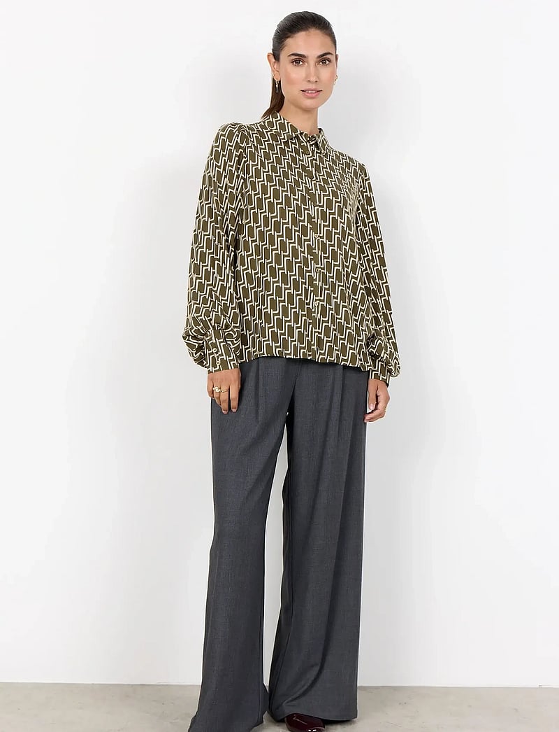 Soyaconcept - SC-VARLA - langærmede skjorter - 7965c dark olive combi - 4