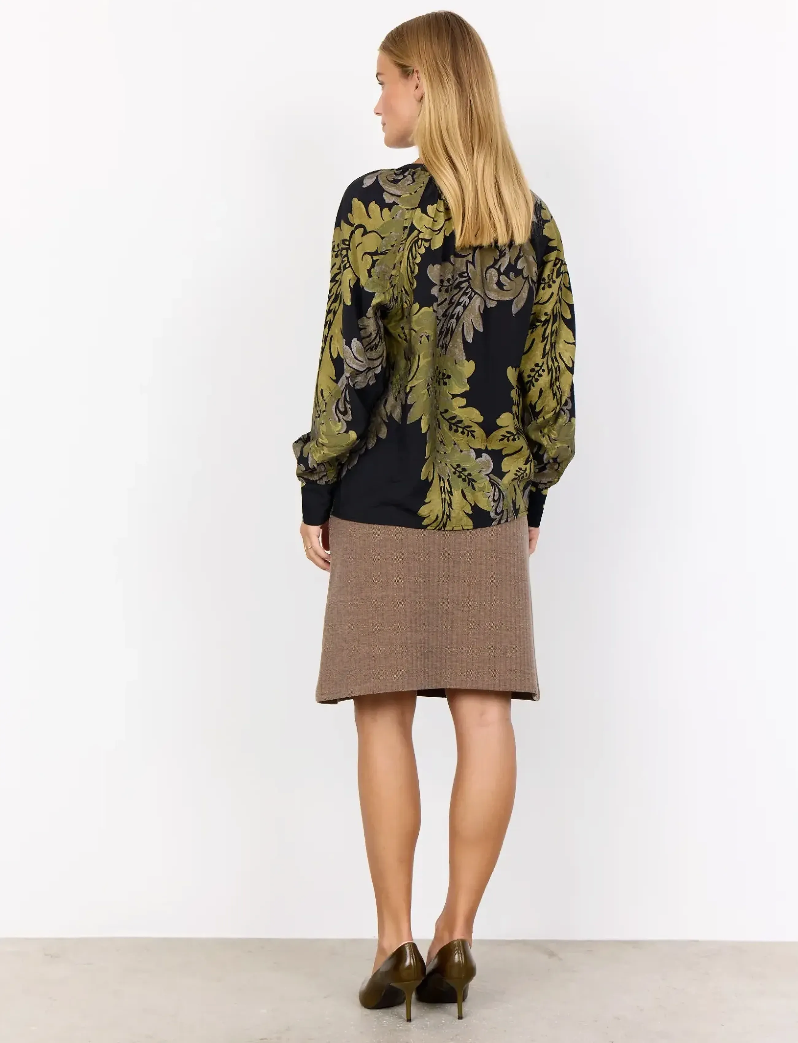 Soyaconcept - SC-VAIKE - long-sleeved blouses - 7965c dark olive combi - 3