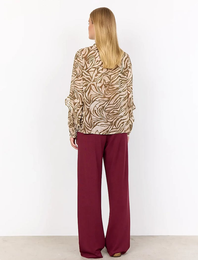 Soyaconcept - SC-VALBORG - langærmede bluser - 7965c dark olive combi - 3