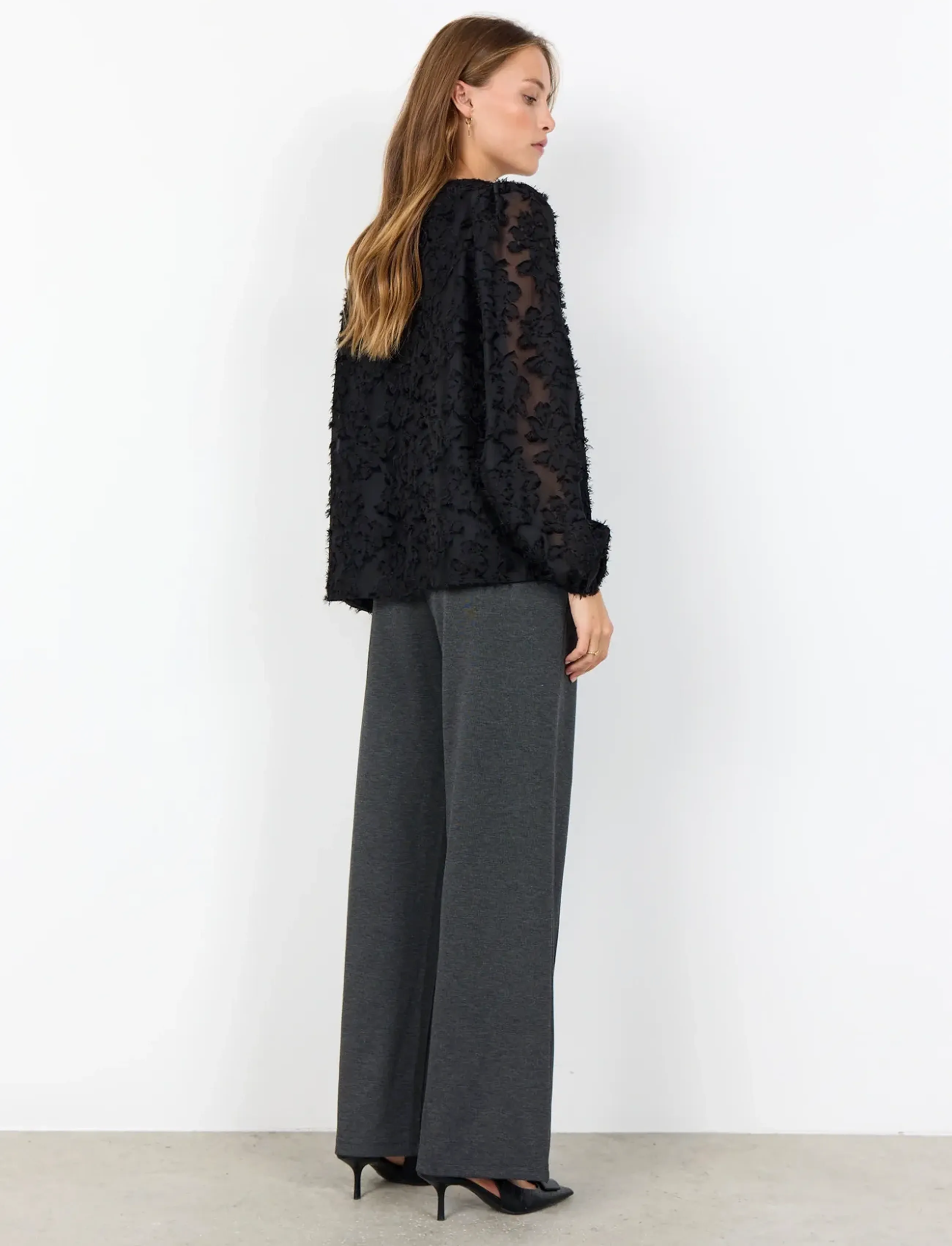 Soyaconcept - SC-ALTHEA - langærmede bluser - 9999 black - 3