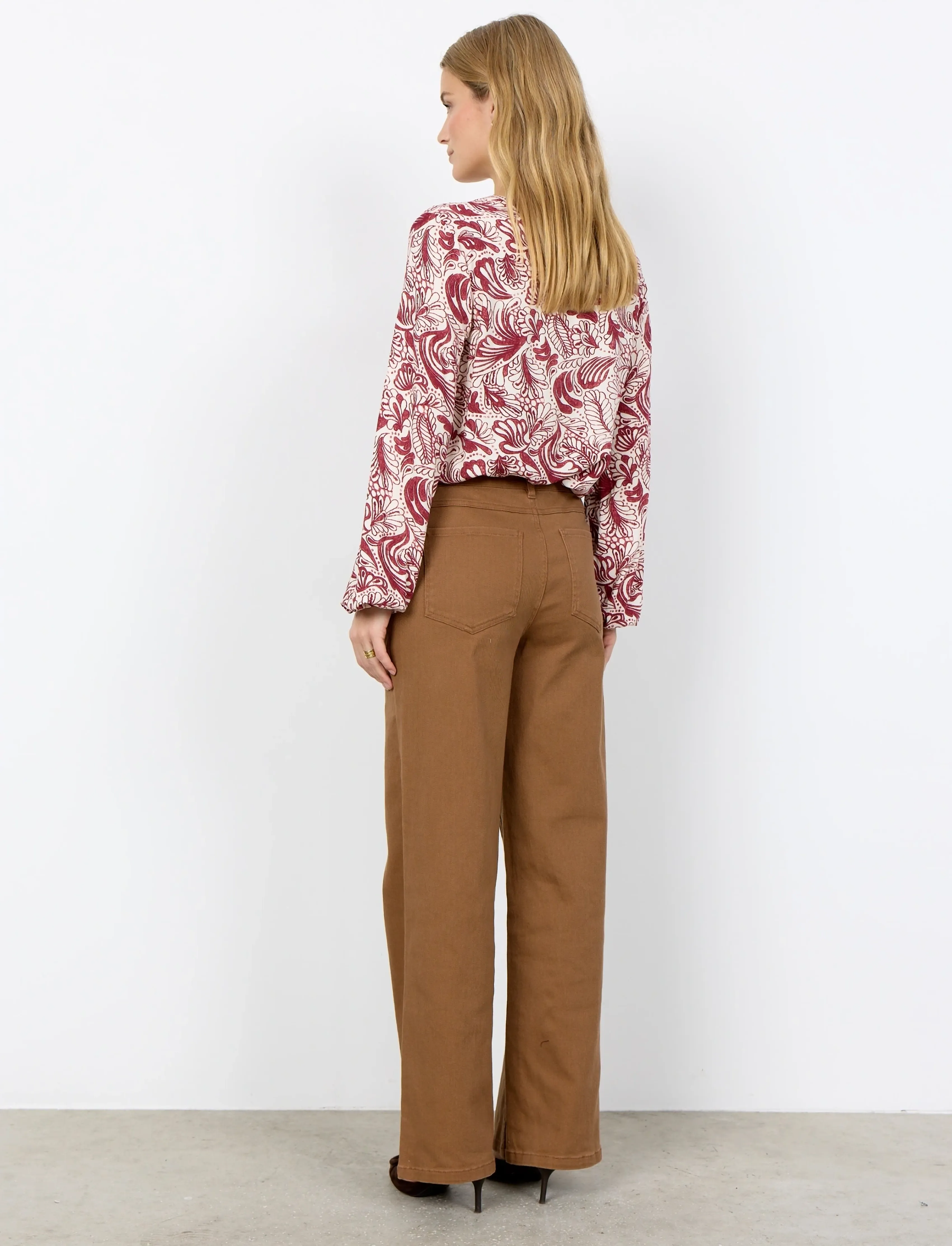 Soyaconcept - SC-BESS - laia säärega teksad - 8710 toffee - 4