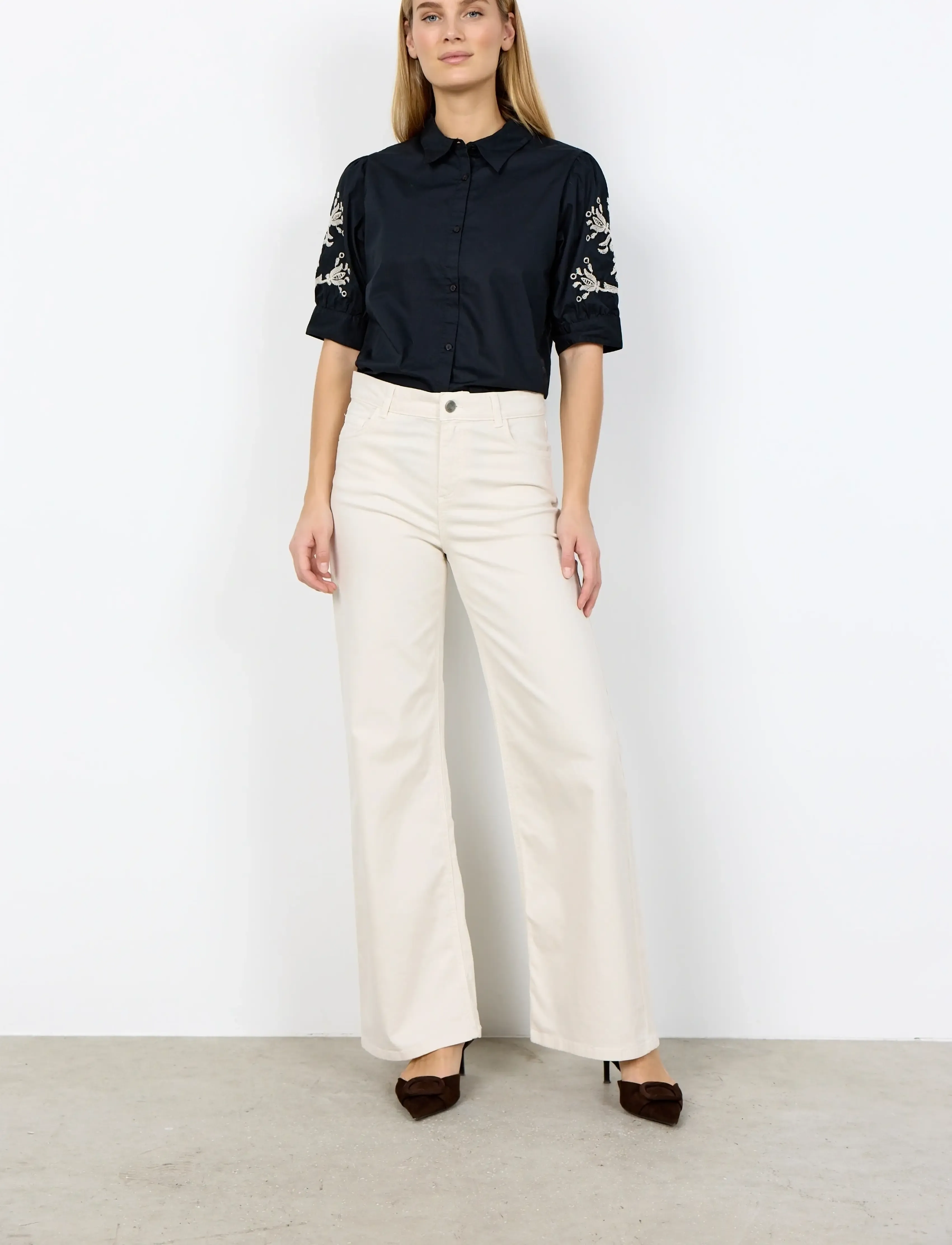 Soyaconcept - SC-MILLY - kurzärmlige hemden - 9999 black - 3