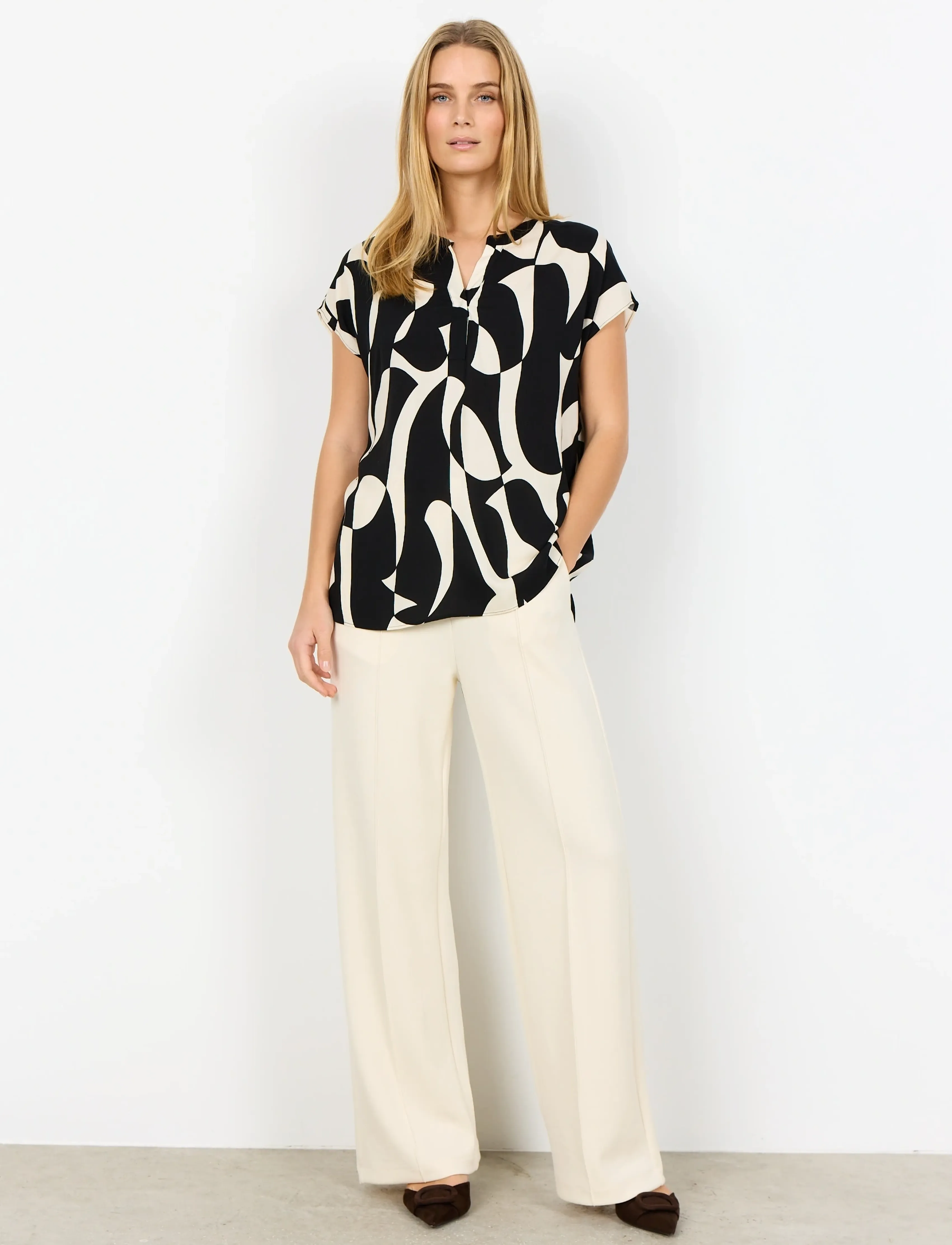 Soyaconcept - SC-CHANISE - blouses korte mouwen - 9999 black combi - 3