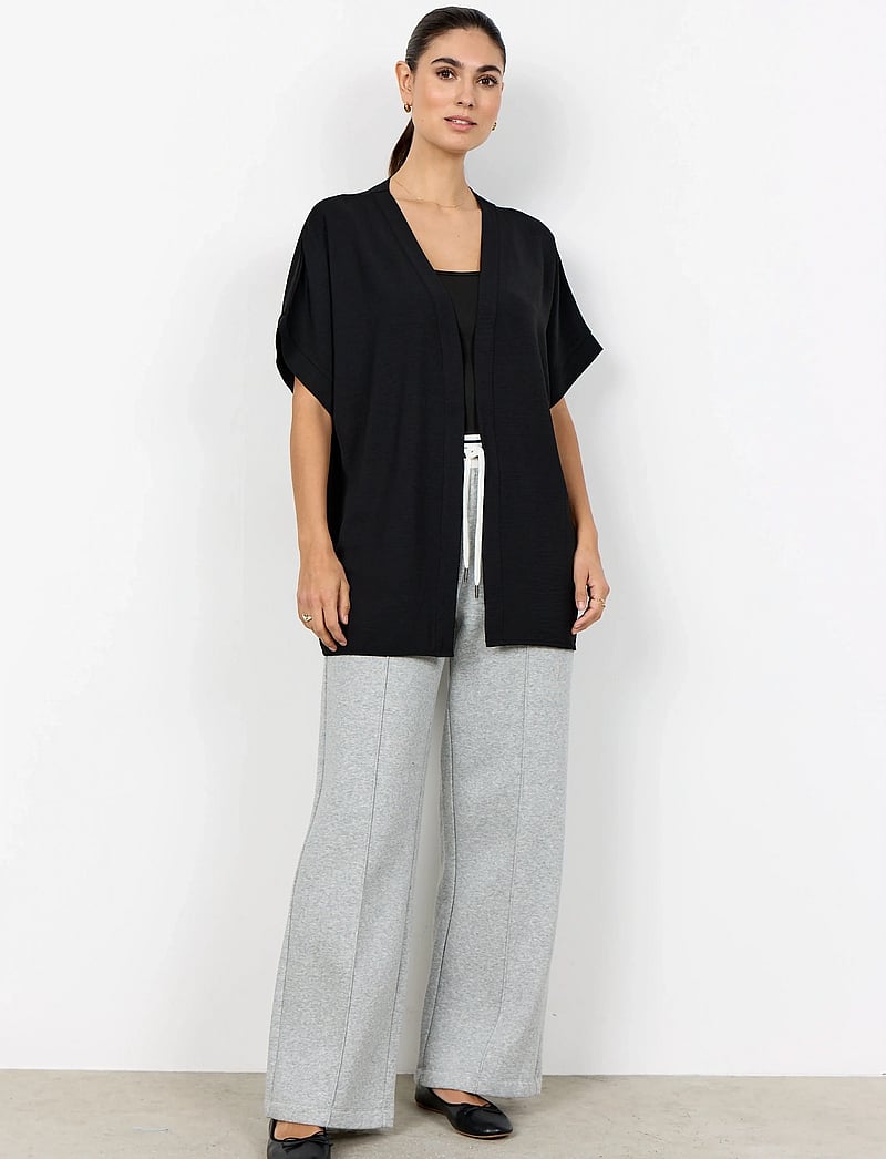 Soyaconcept - SC-CATH - kurzämlige blusen - 9999 black - 3