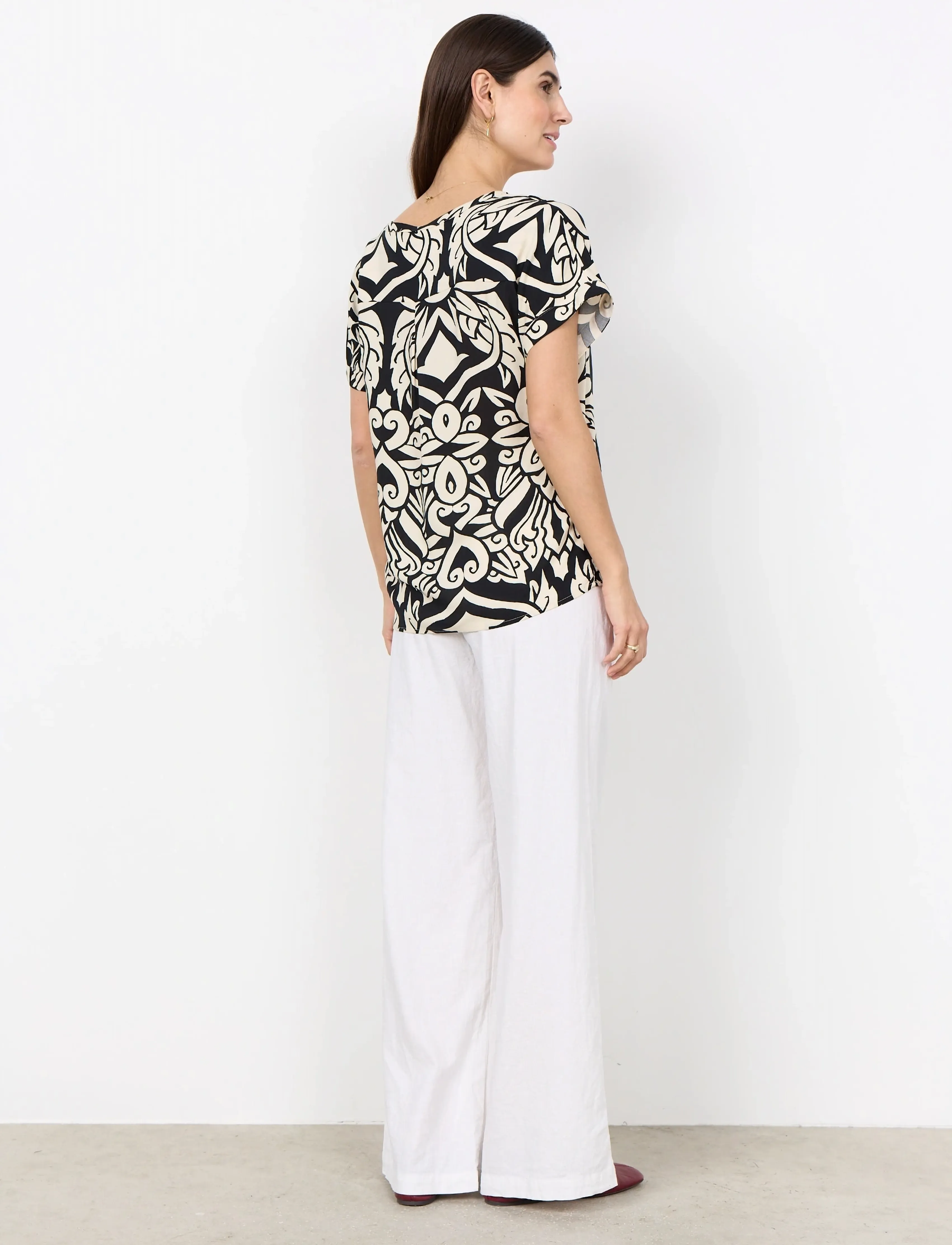 Soyaconcept - SC-FELONE - kurzämlige blusen - 9999 black combi - 4