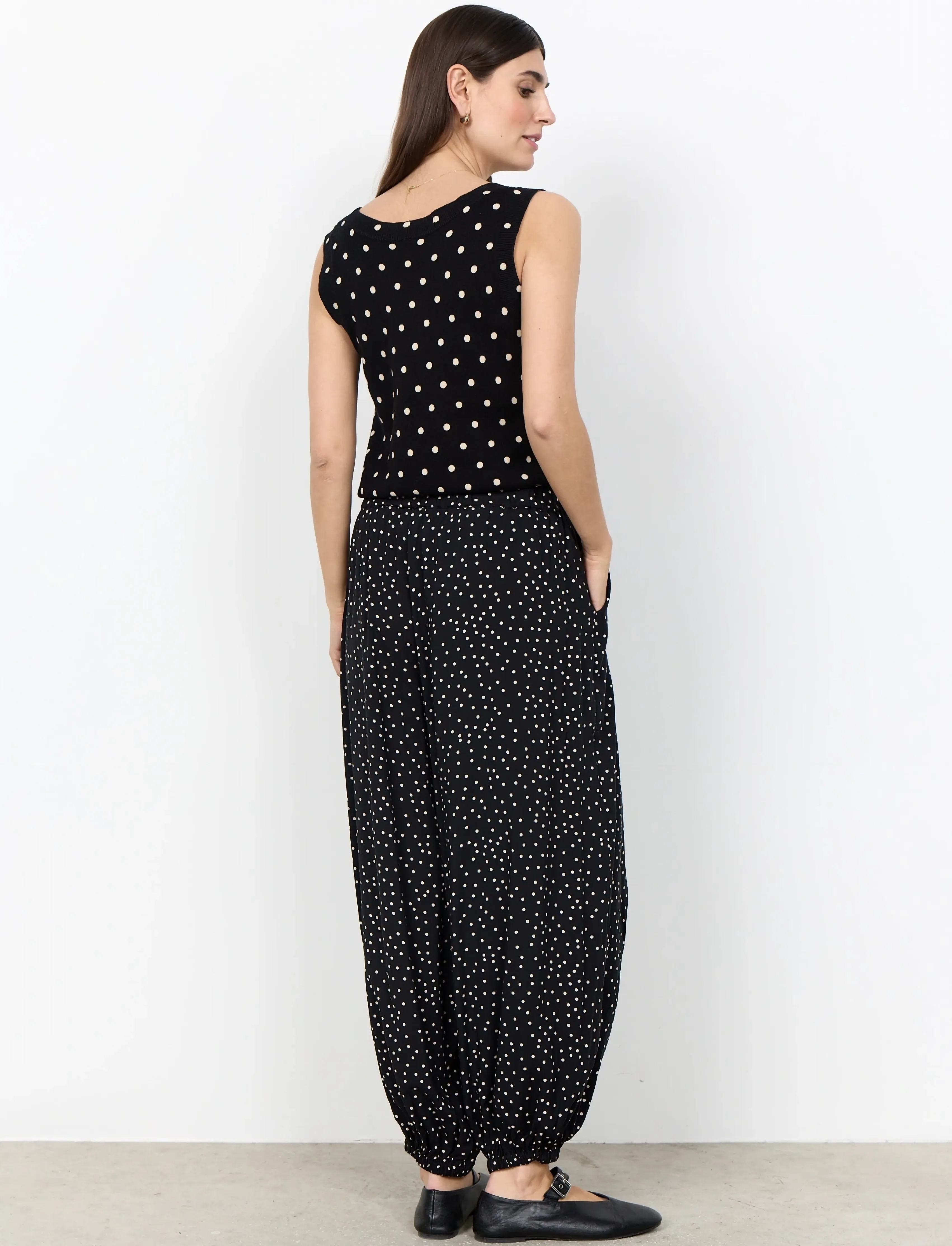 Soyaconcept - SC-GILDA - barrel trousers - 9999 black combi - 5