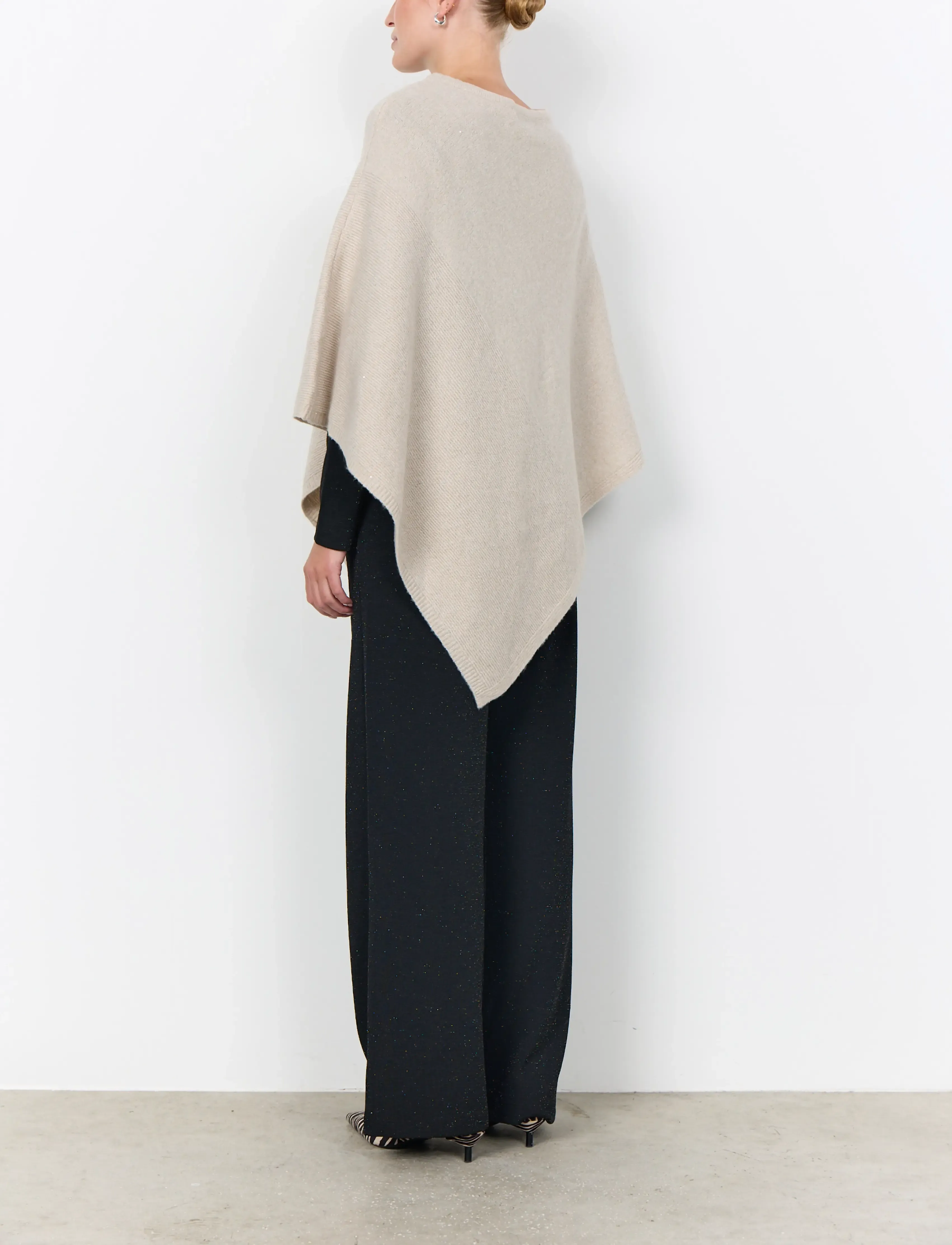 Soyaconcept - SC-JASIKA - ponchos & capes - 91500 light sand melange - 4
